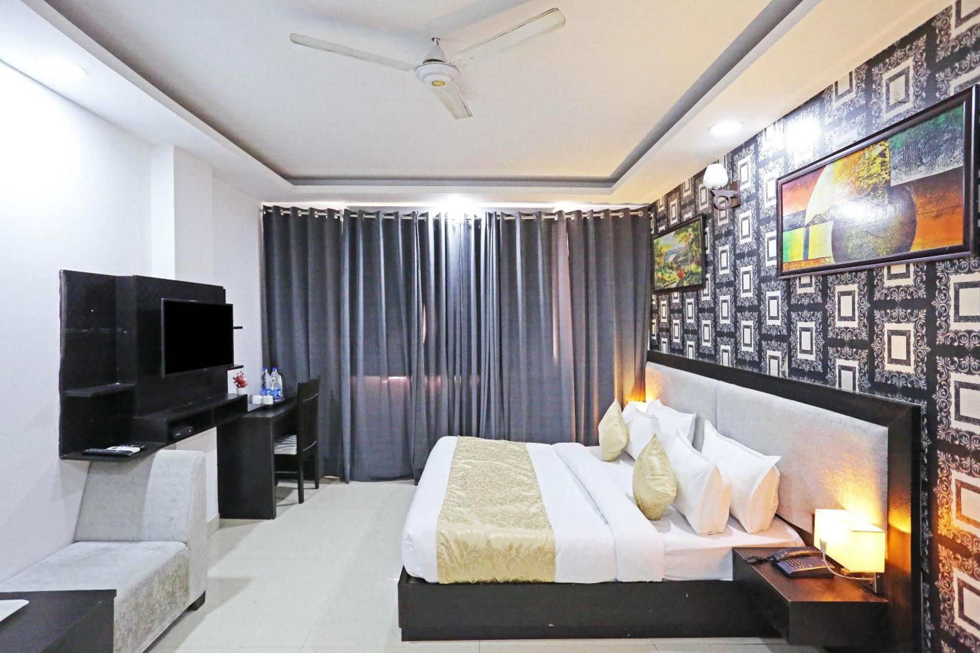 Airport Swan Near Delhi Airport 4* New Delhi