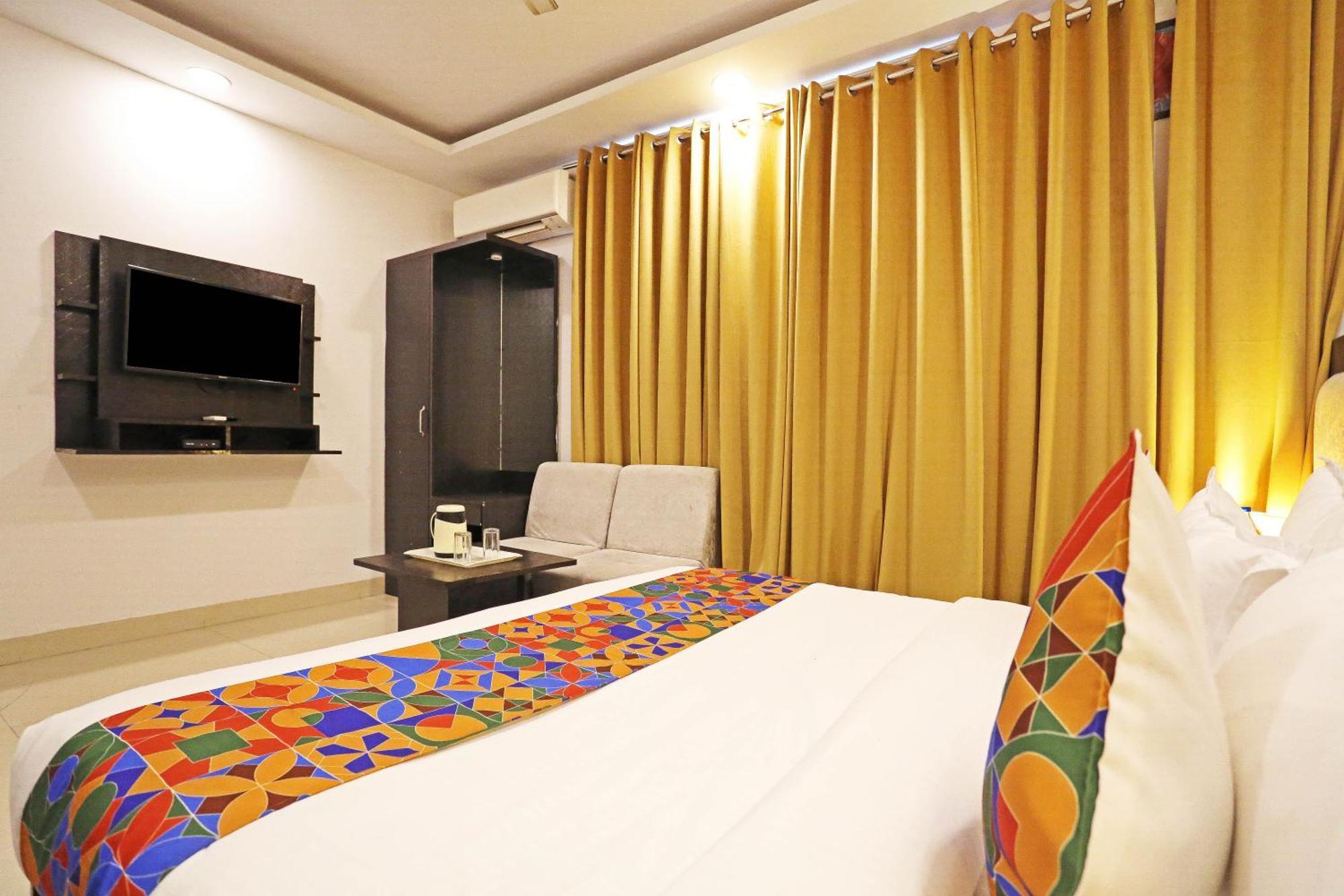 Hotel Airport Swan Near Delhi Airport