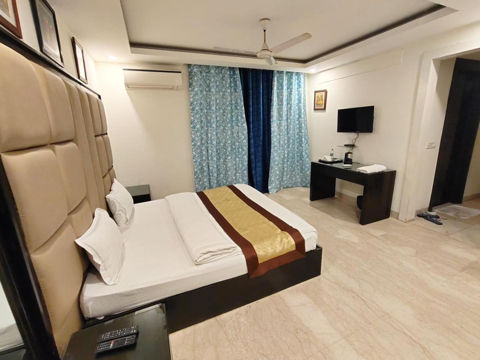 Hotel Gk Residency Kailash Colony New Delhi