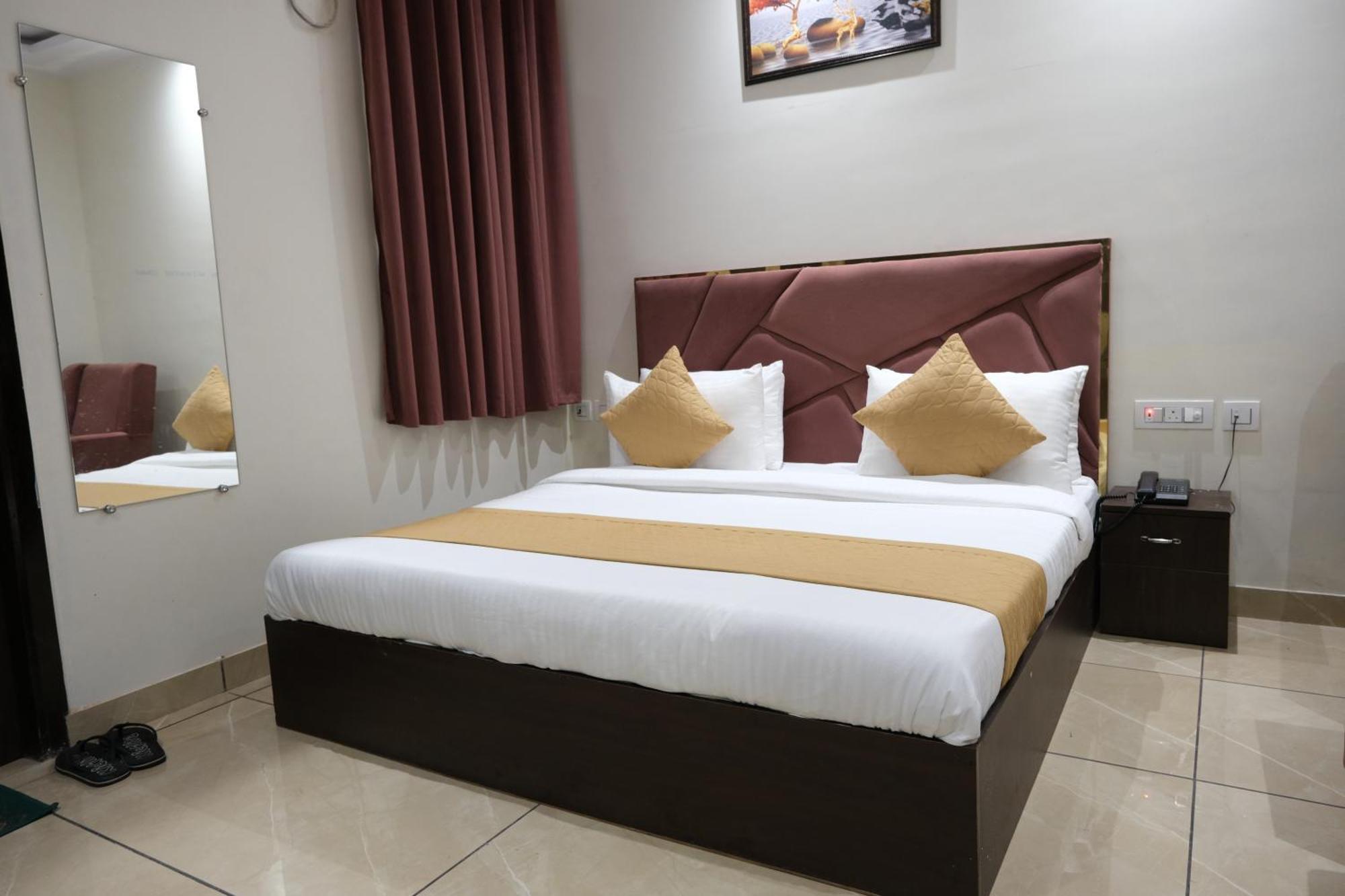 Hotel De Hocks Deluxe - Paharganj Nova Deli