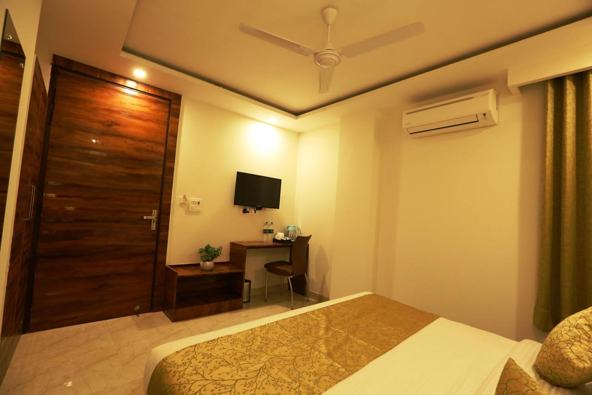 Hotel Hotel The Ventus Inn - Igi International Airport Delhi 3*