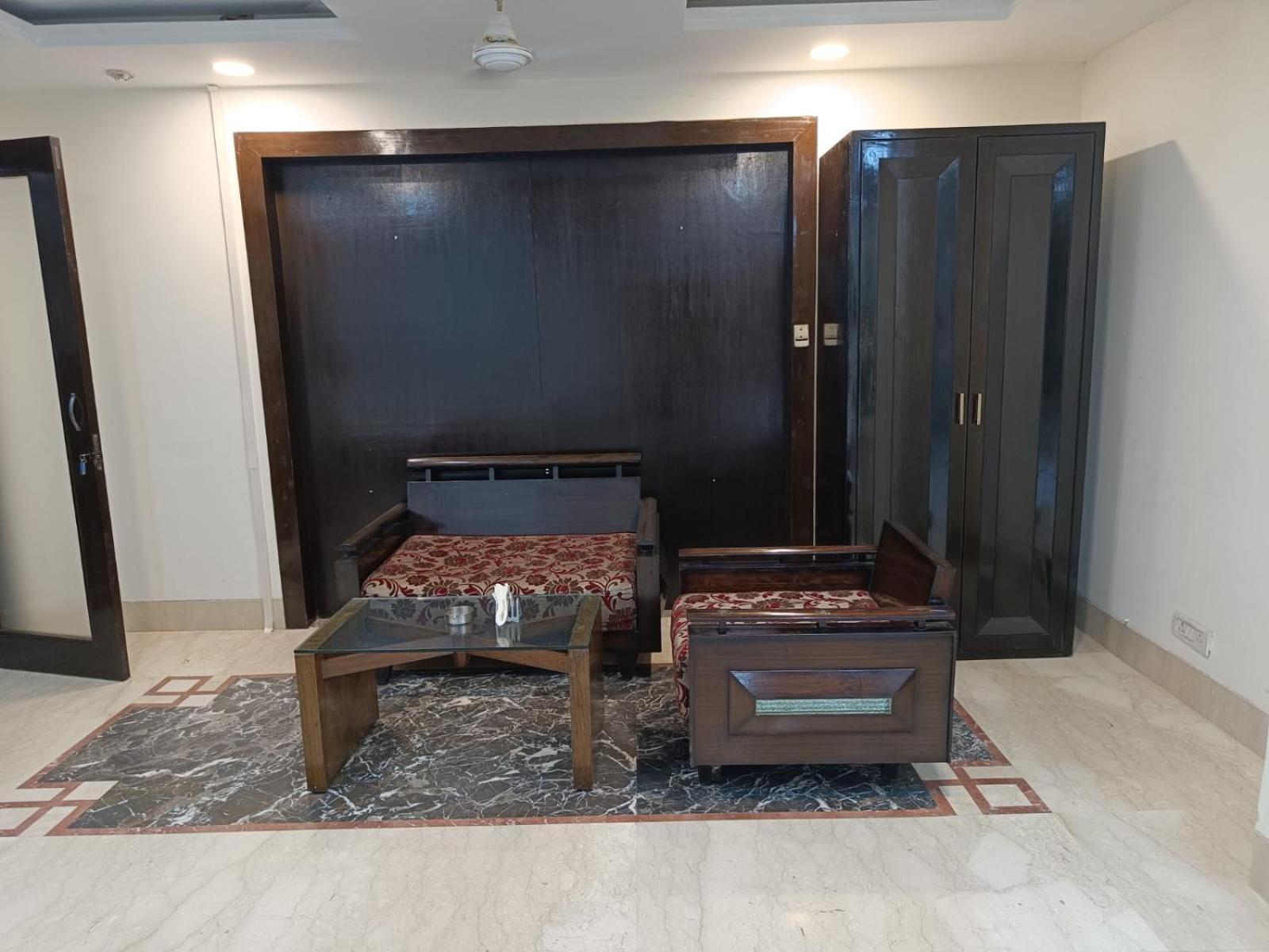 Gk Residency Kailash Colony