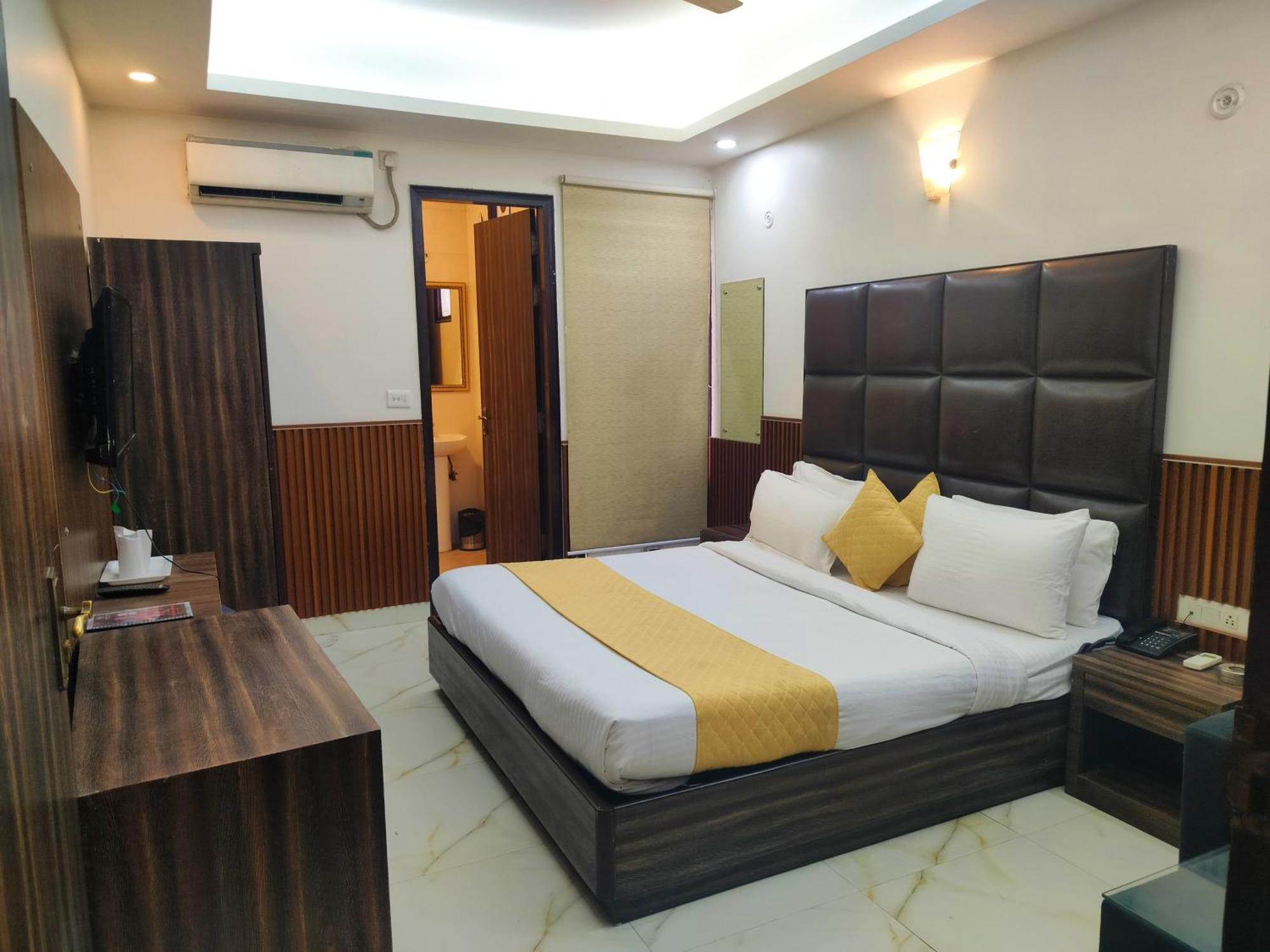 Amara Inn- Near Igi Delhi Airport Nova Deli