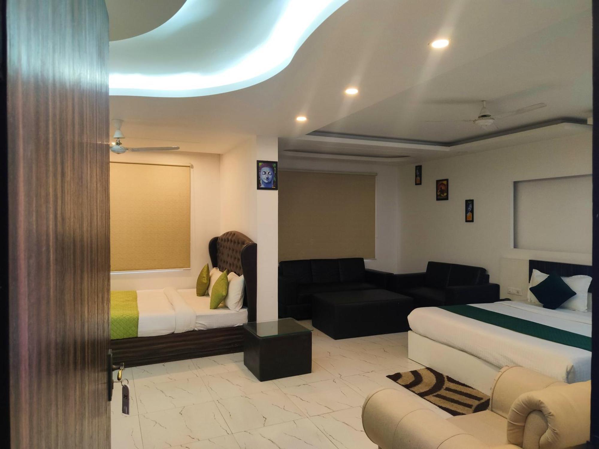 Hotel Amara Inn- Near Igi Delhi Airport 3*