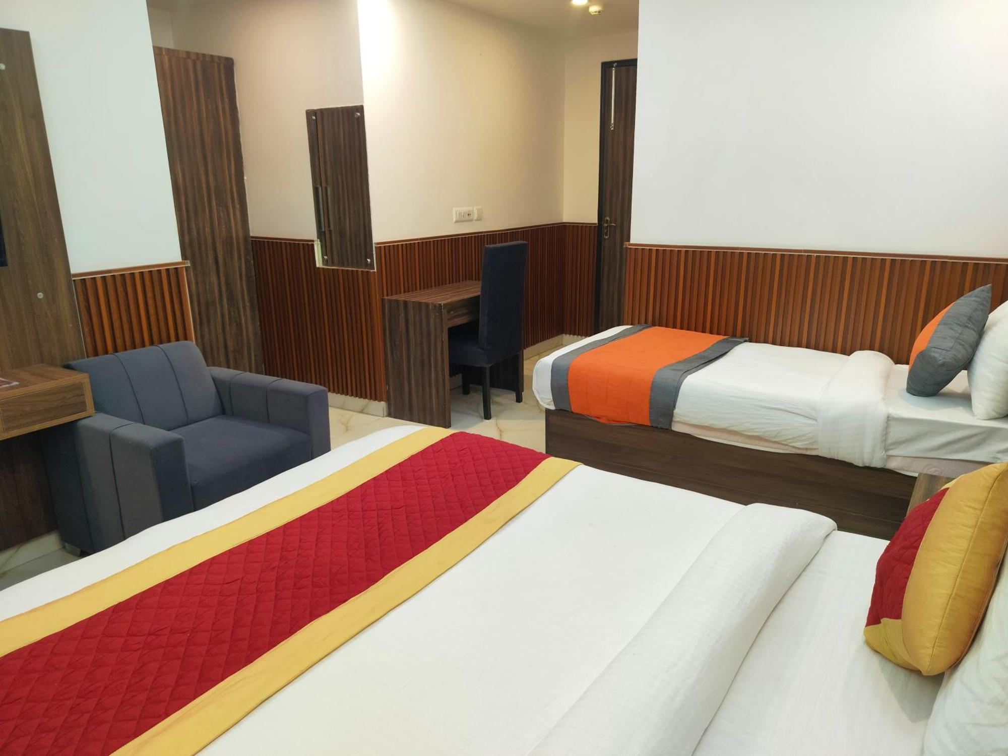 Amara Inn- Near Igi Delhi Airport Hotel 3*