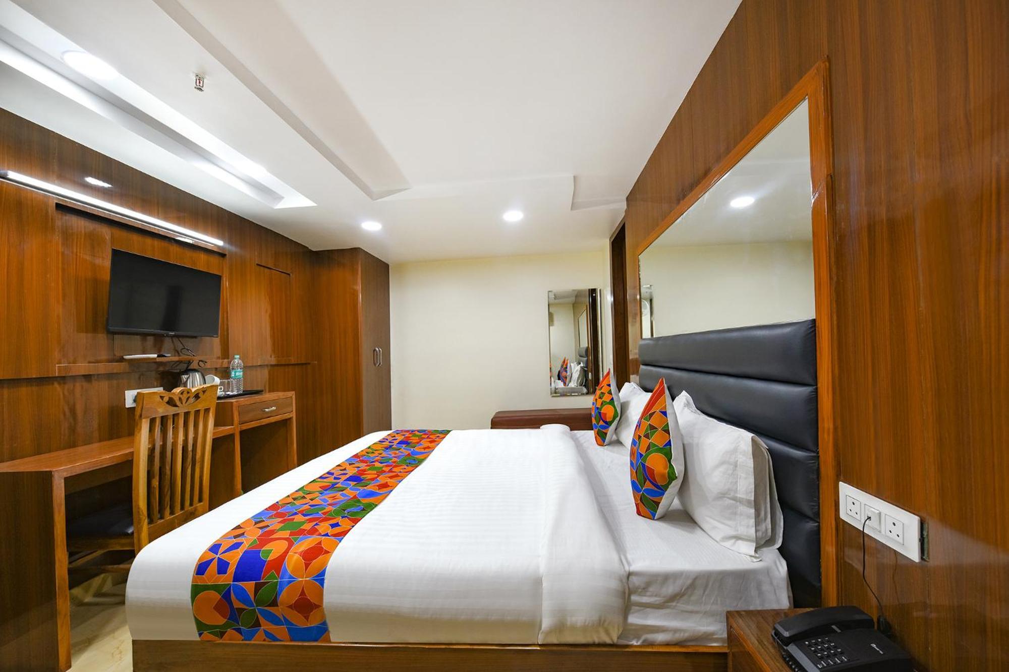 Fabhotel Mona International