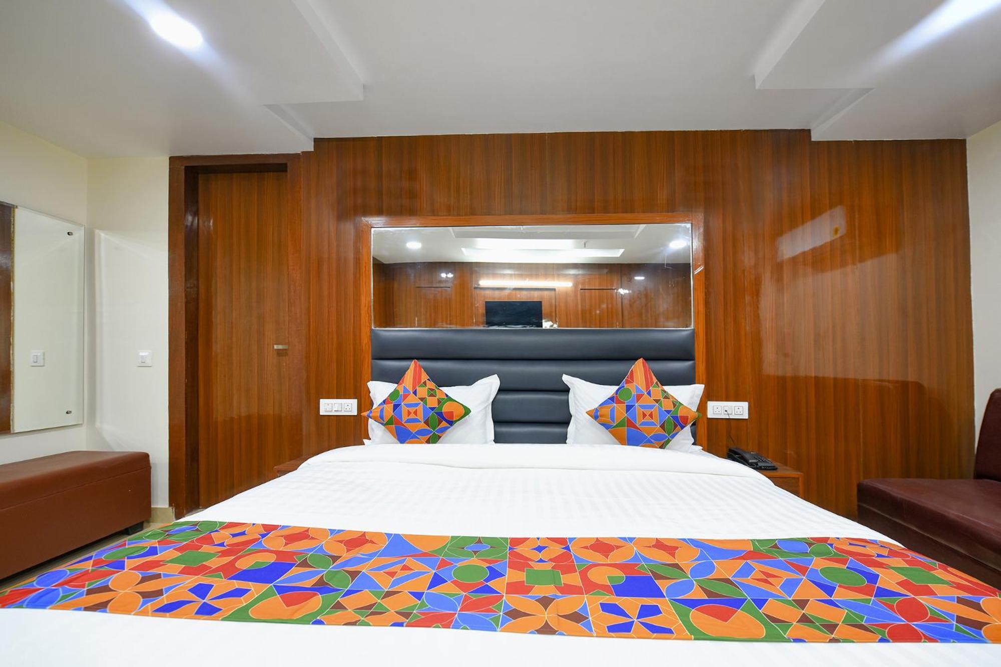 Fabhotel Mona International Hotel New Delhi