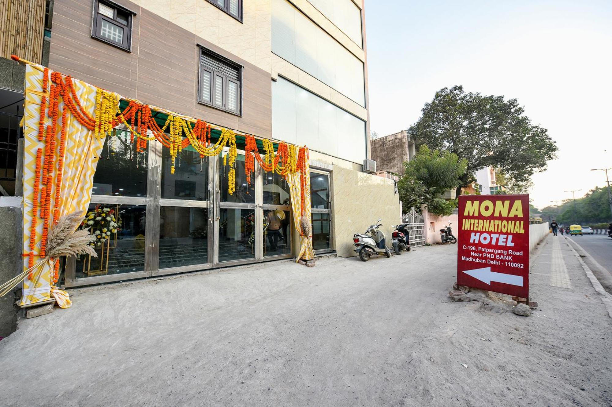 Fabhotel Mona International Hotel 3*