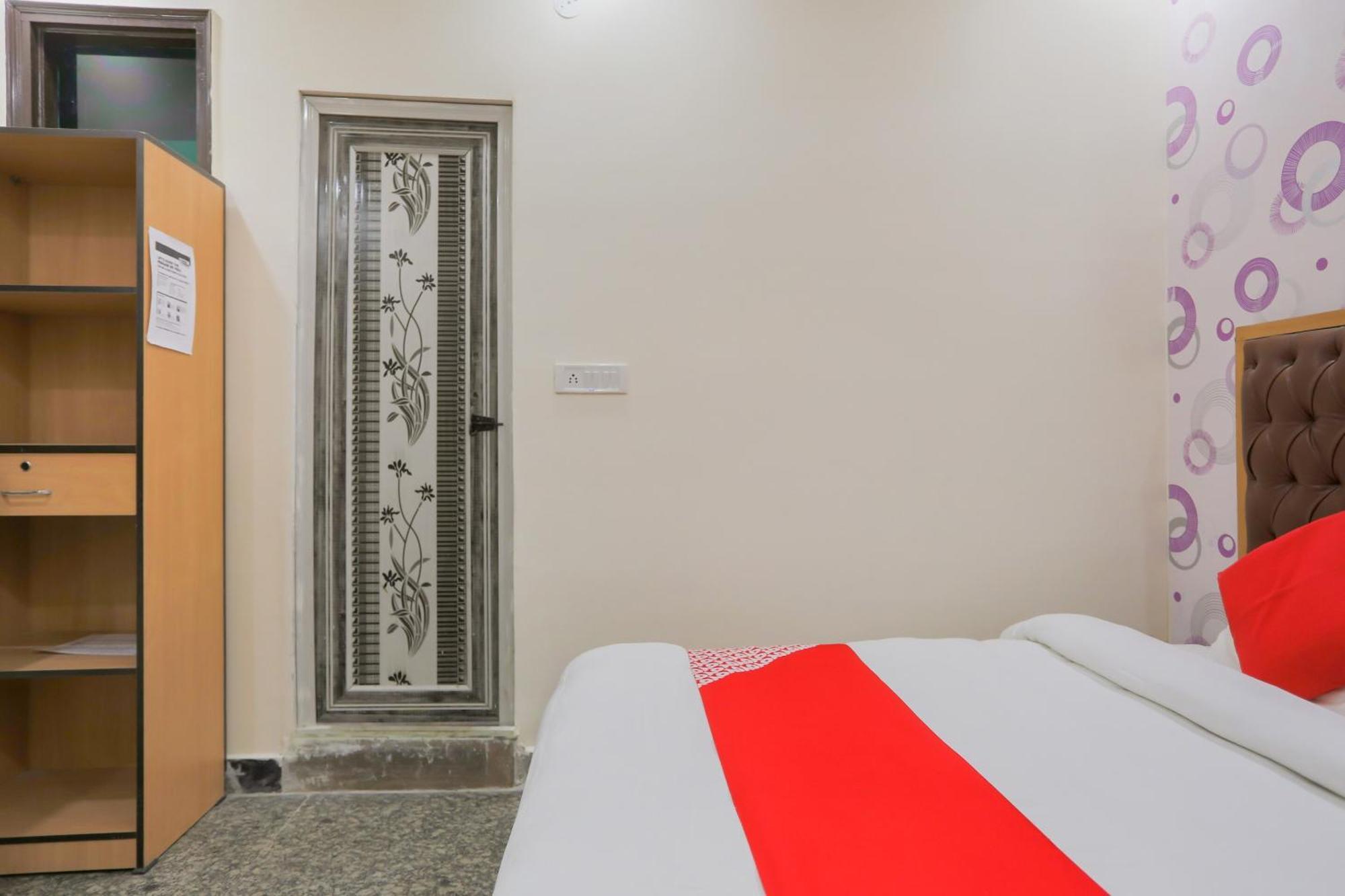 Oyo Flagship 7705 The Sky Residency Hotel Nova Deli