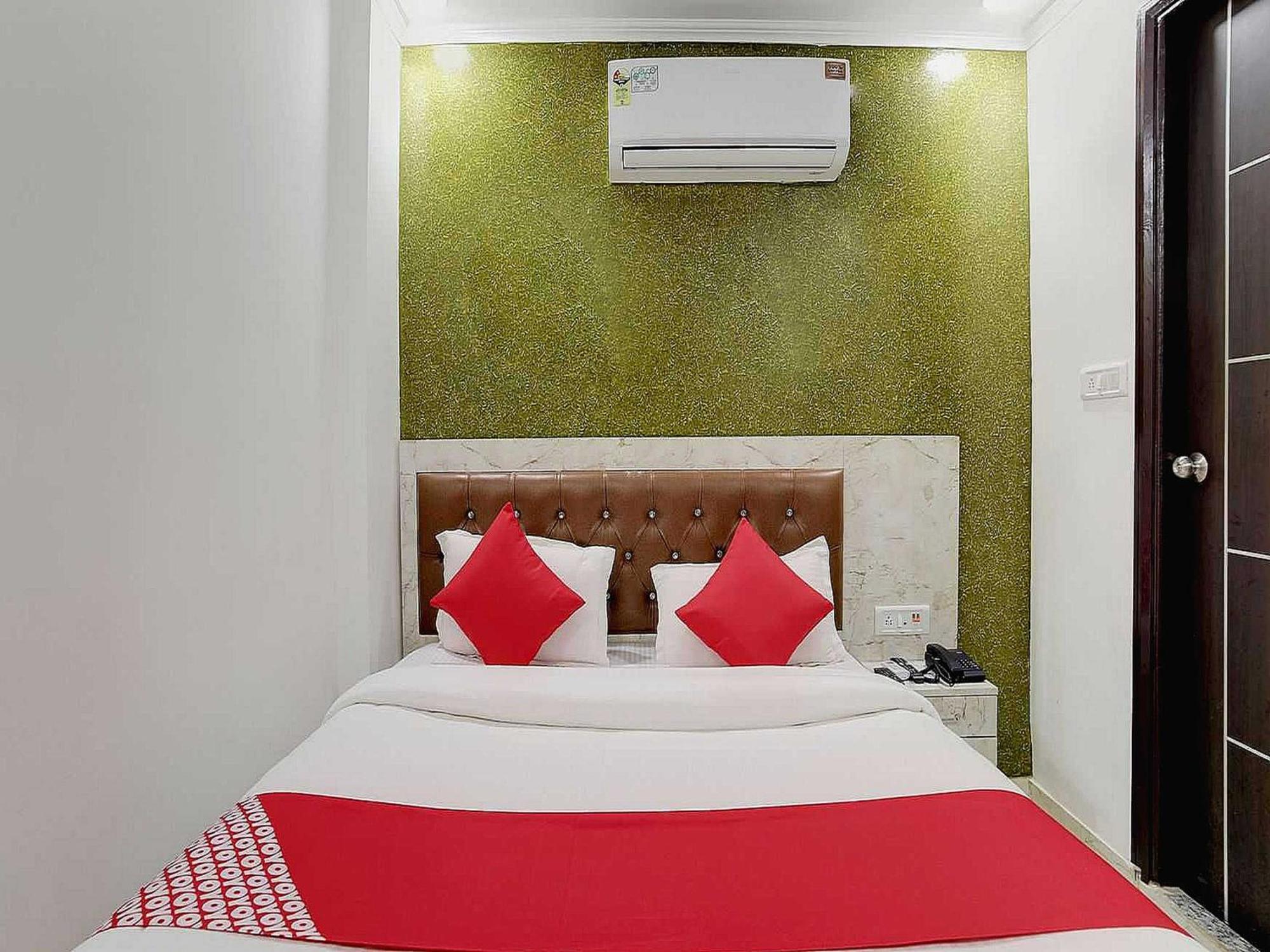 O Kanak Palace Hotel
