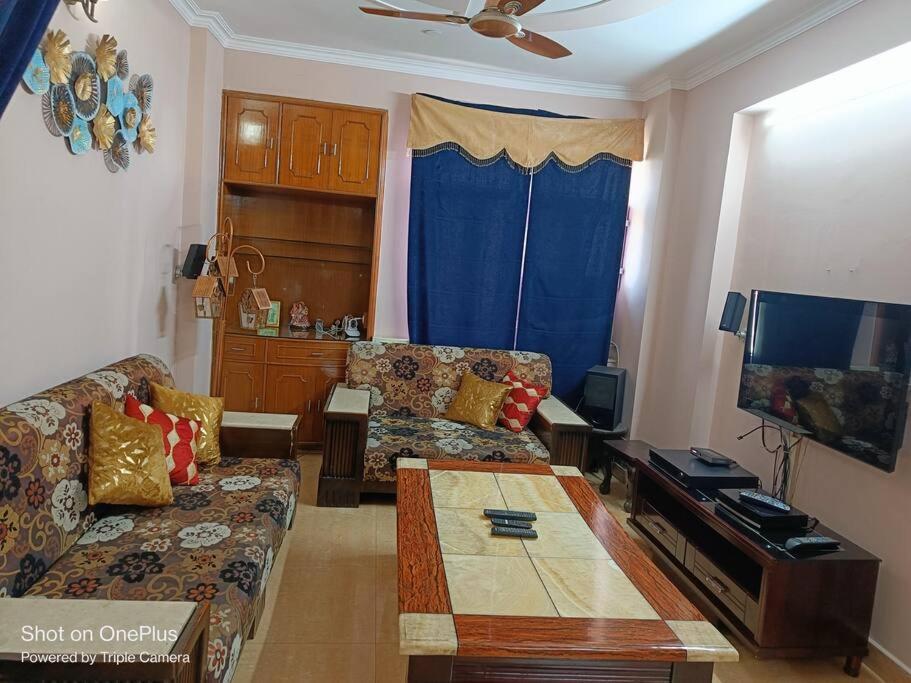 Bnbbuddy 2 Bedroom Anugraha, Dwarka