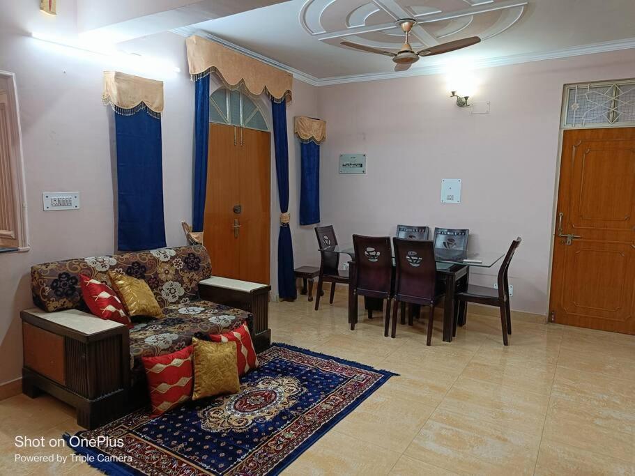 Bnbbuddy 2 Bedroom Anugraha, Dwarka Apartment