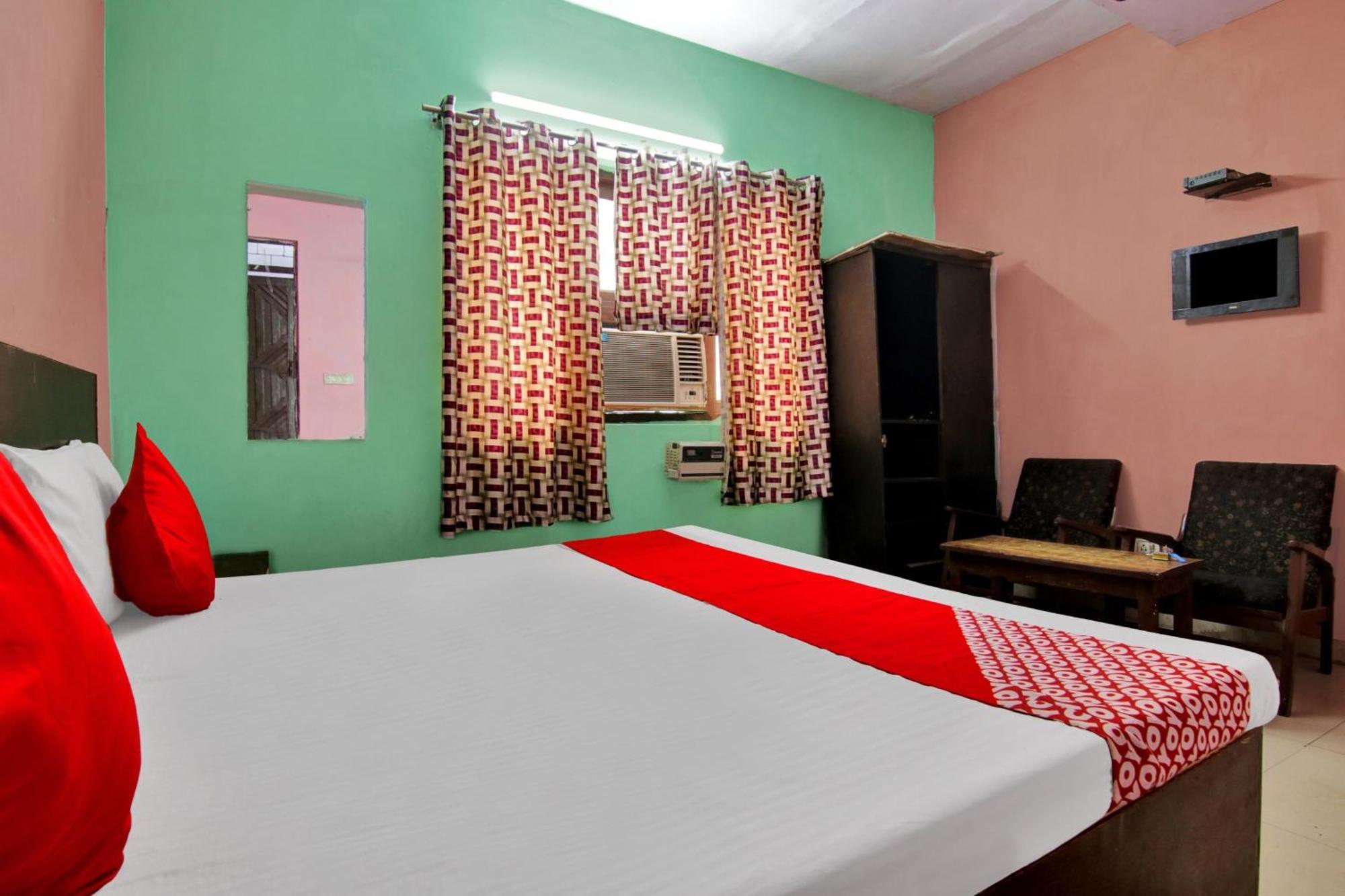 Oyo Flagship 81167 Swagat Dx
