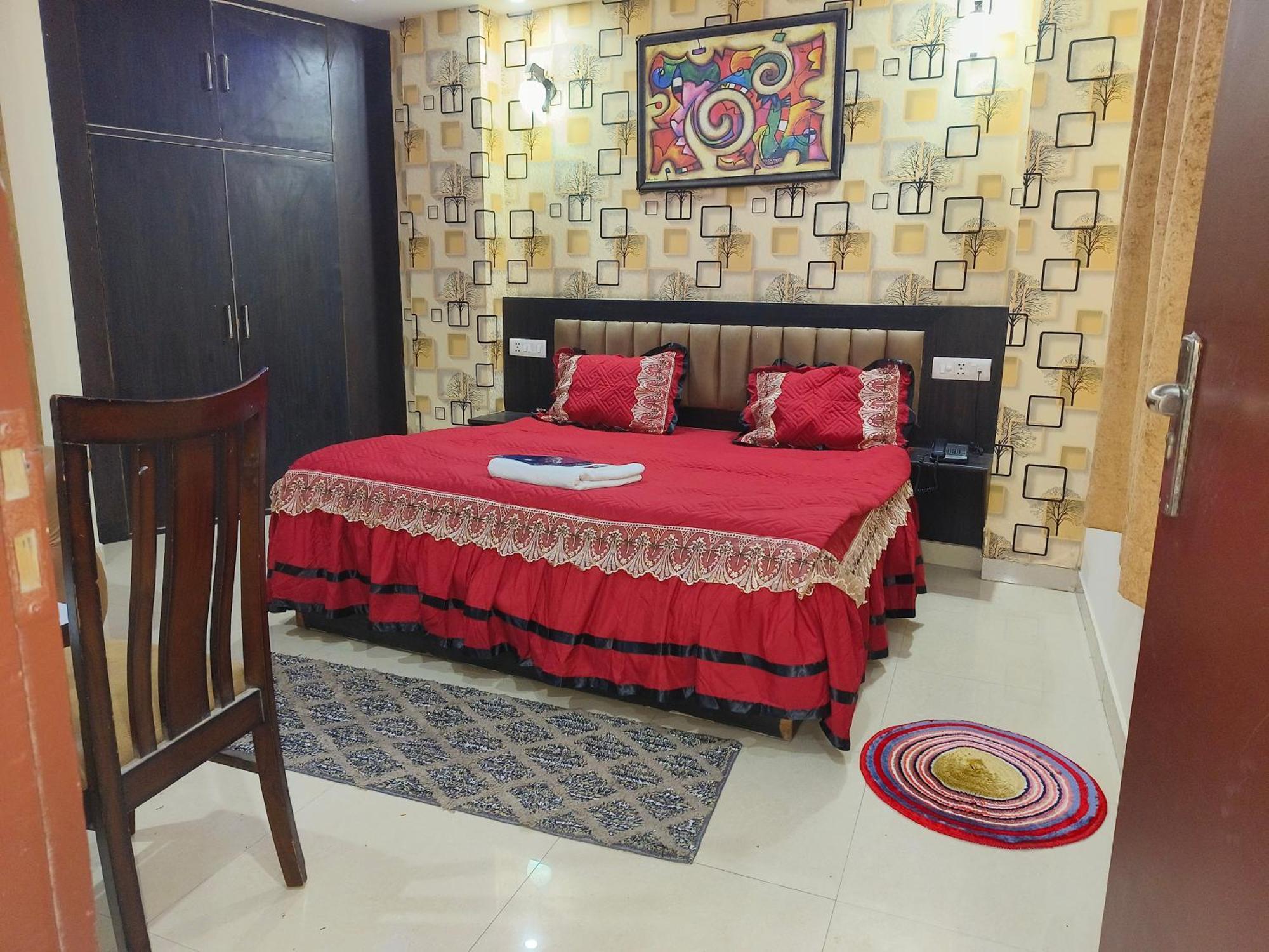 Grand Homestay New Delhi
