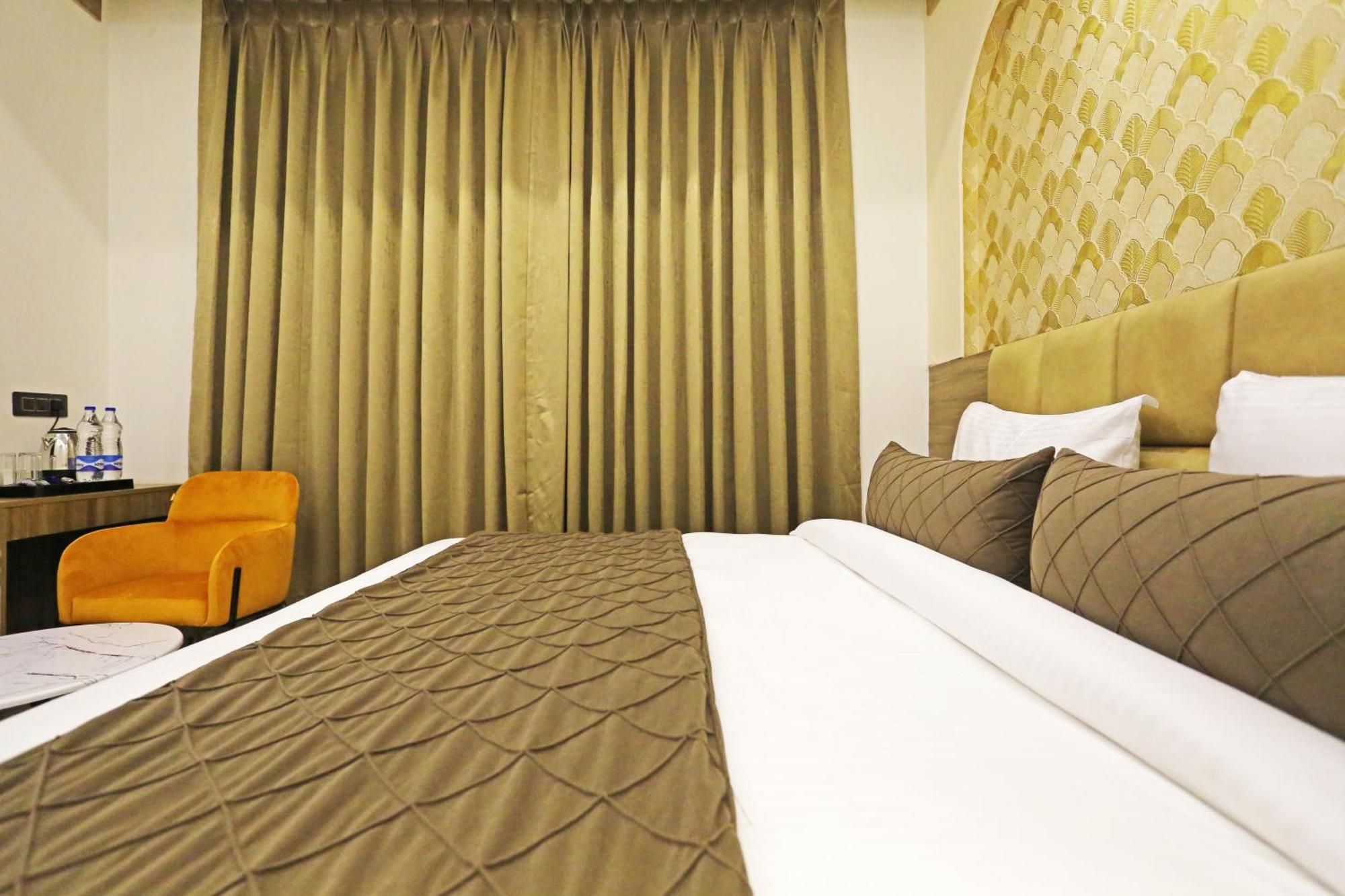 Hsp Plaza Hotel