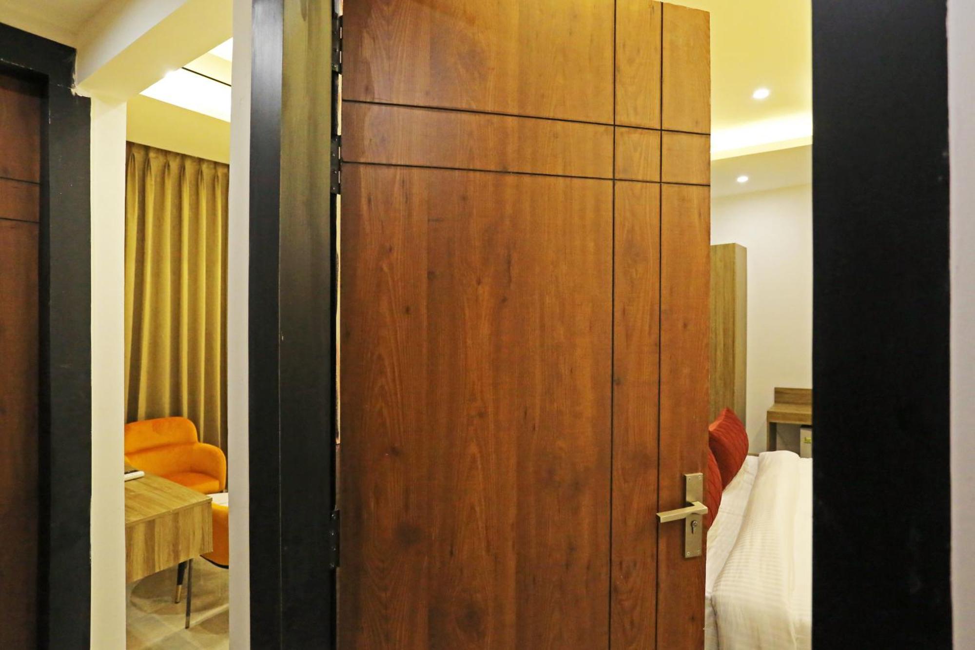 Hsp Plaza Hotel New Delhi