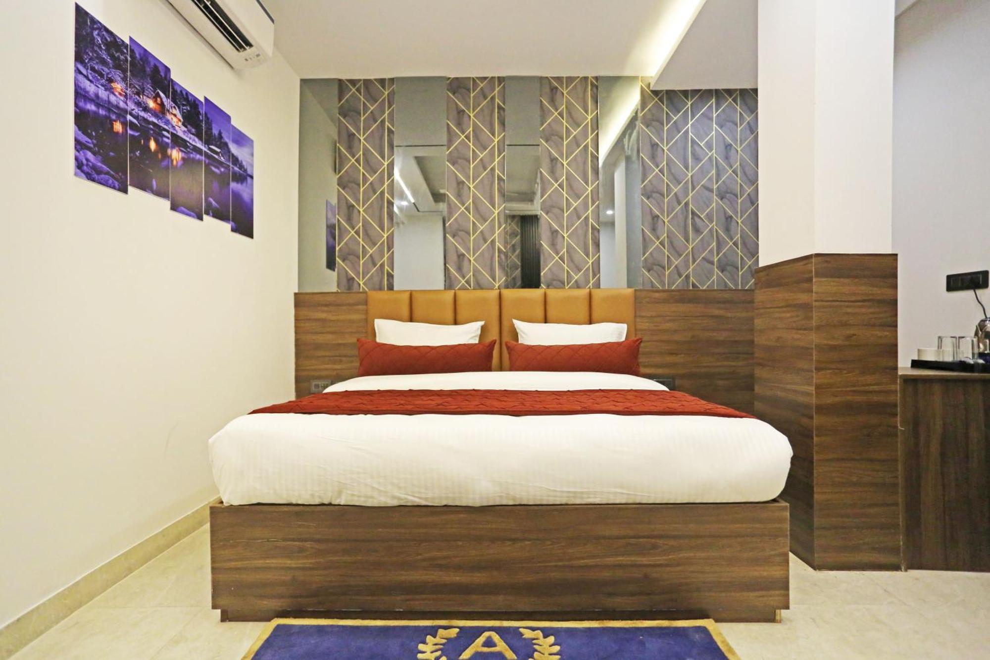 Hsp Plaza 3* New Delhi