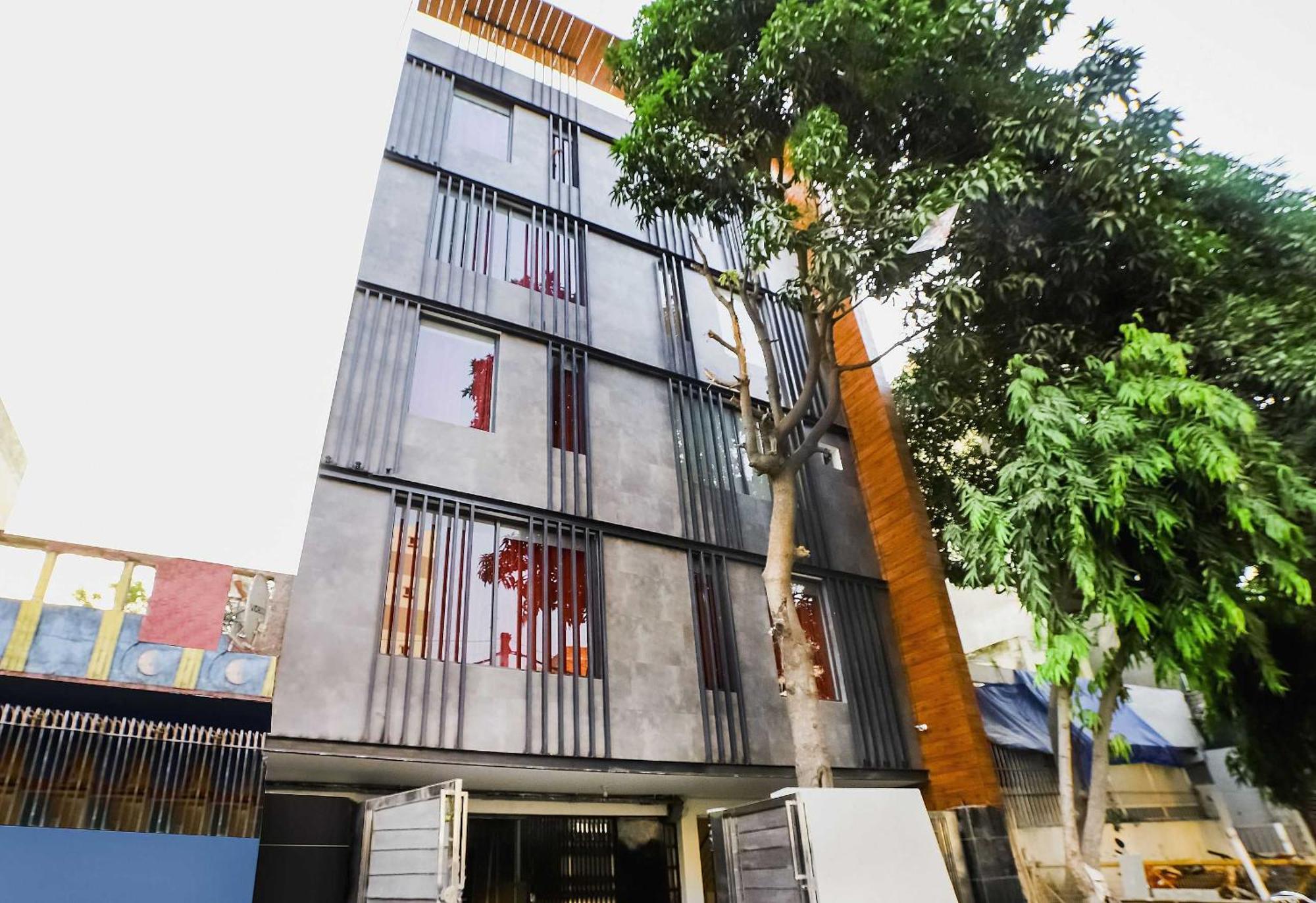 O Ashirwad Near Pitampura Hotel