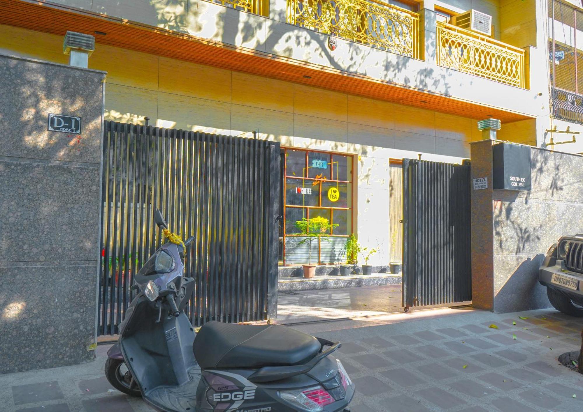 Hotel Golden - Premiums In South Extension 2*