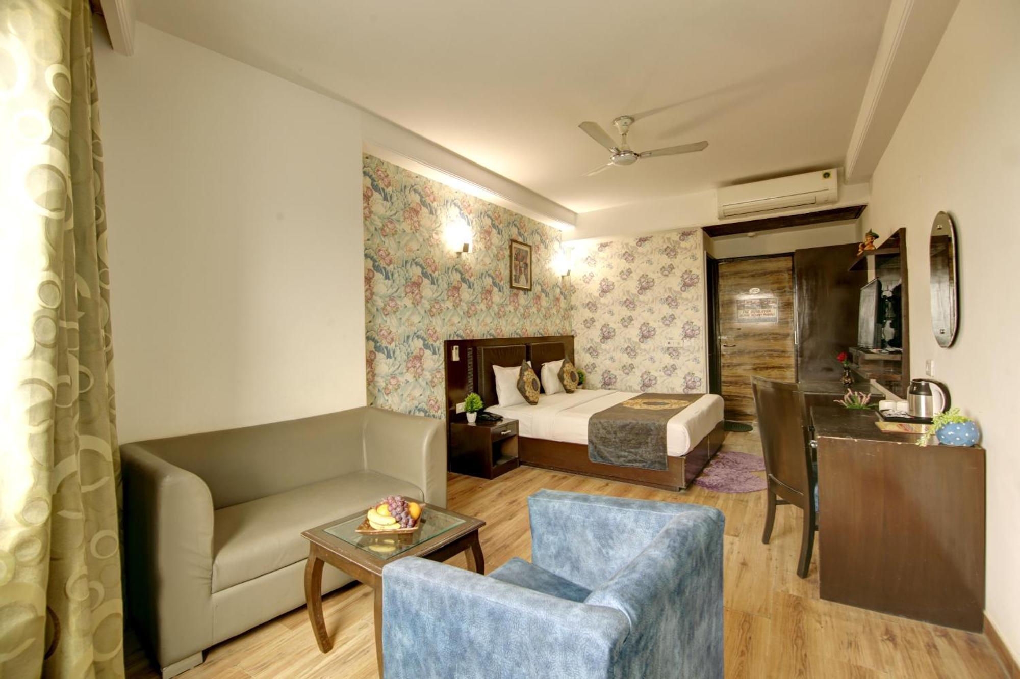 Hotel Venus Plaza 4*