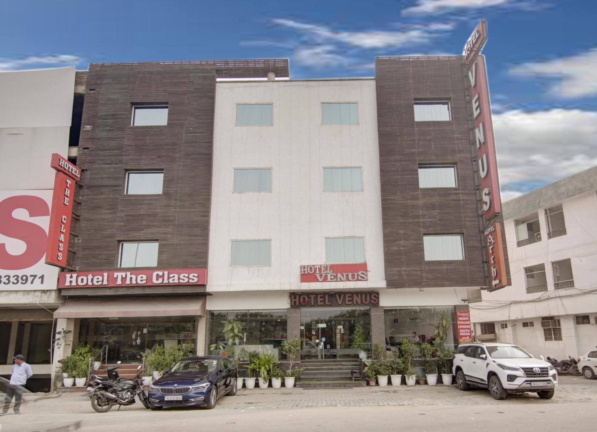 Venus Plaza Hotel
