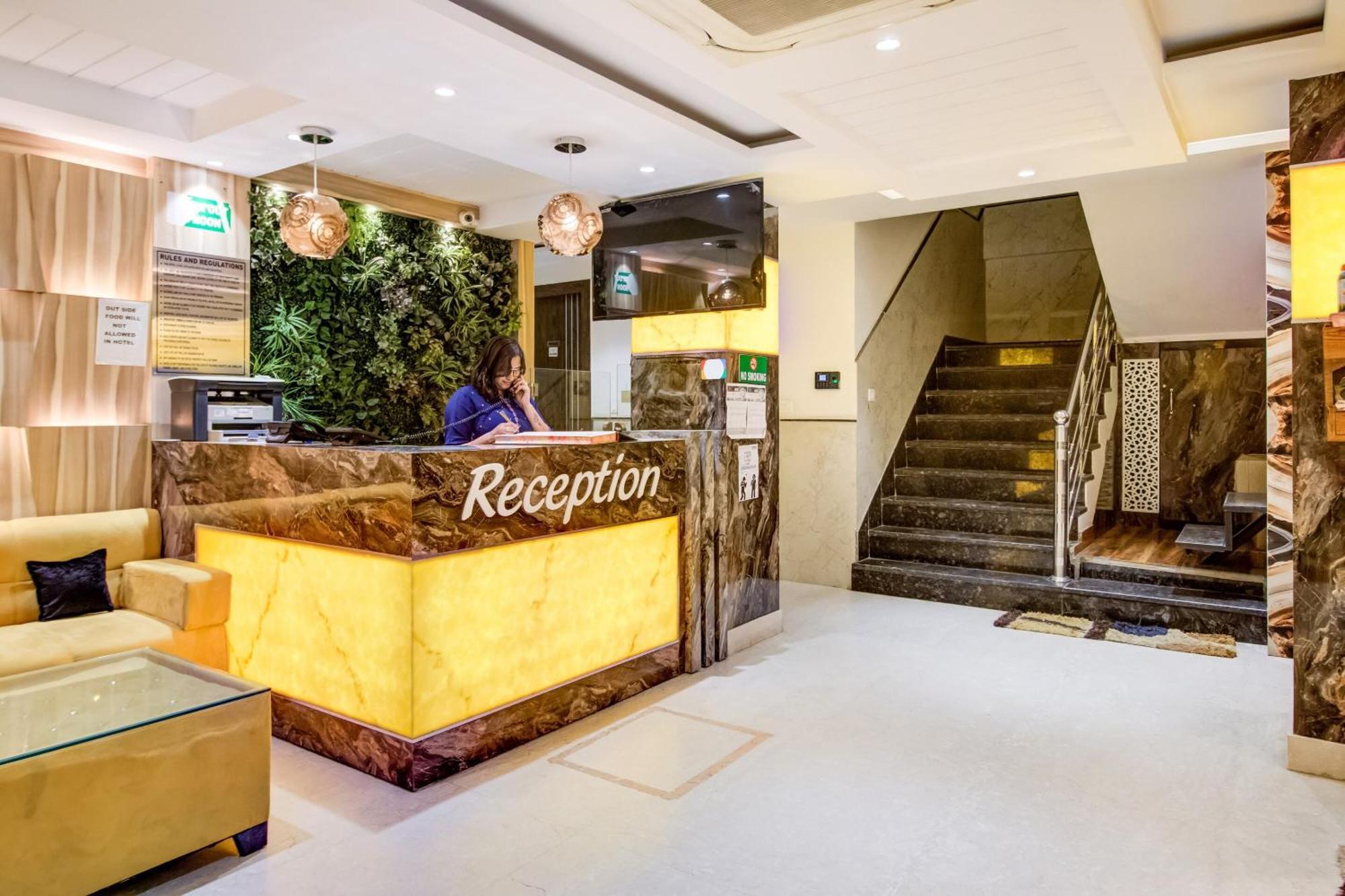The Nirvana Delhi Airport Hotel 3*