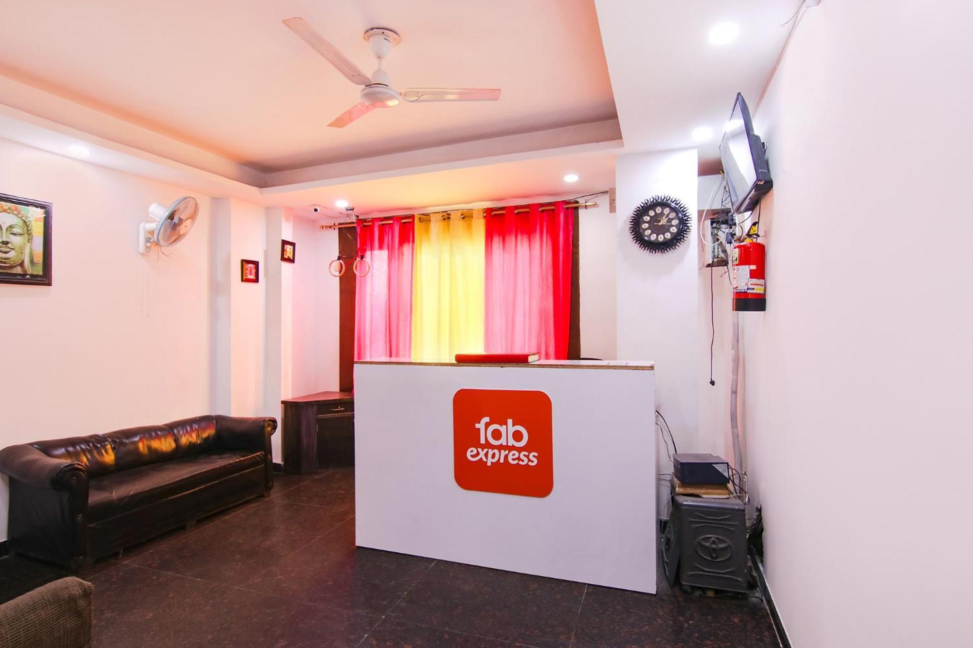 Guest house Fabexpress The Premium 3*