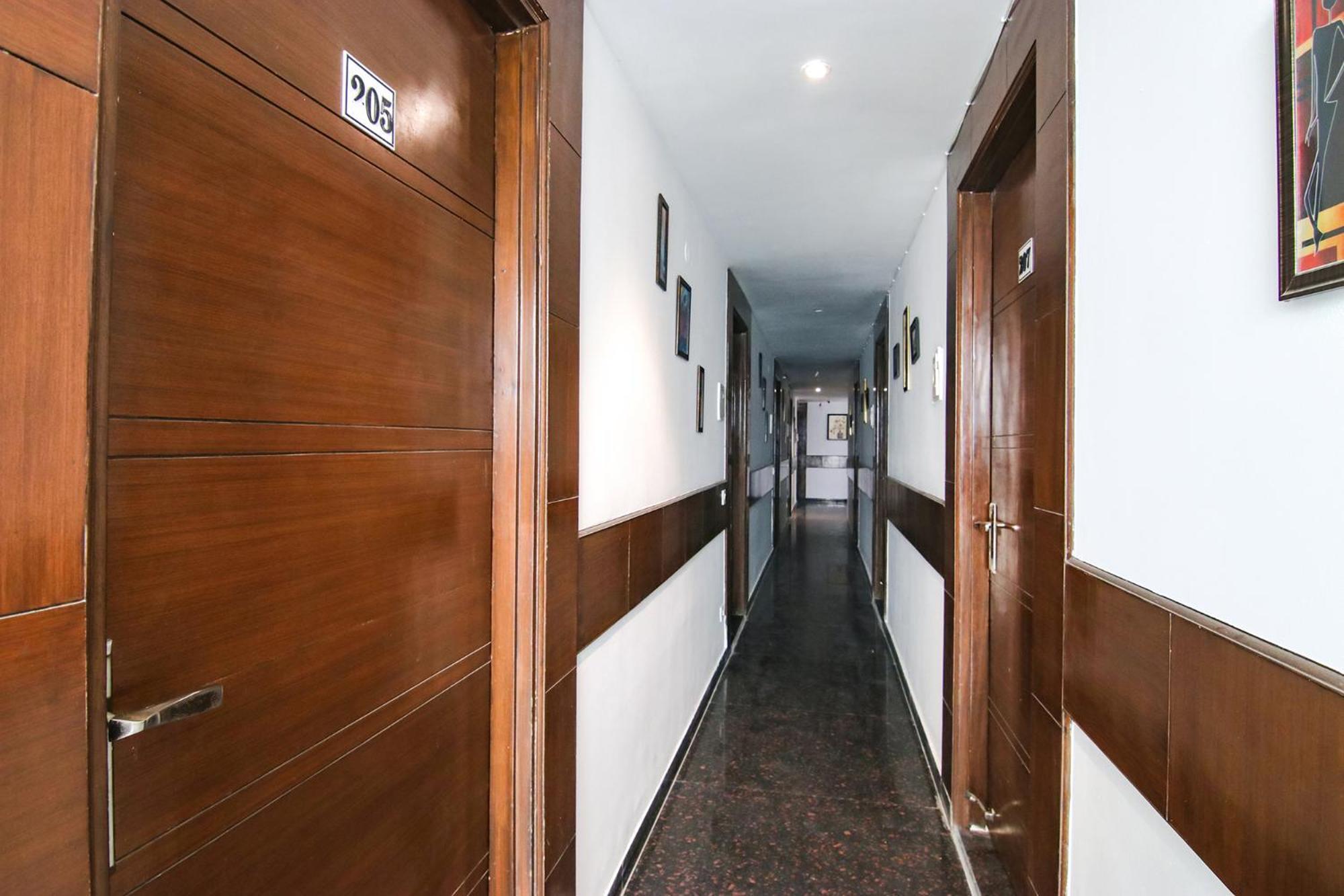 Guest house Fabexpress The Premium 3*