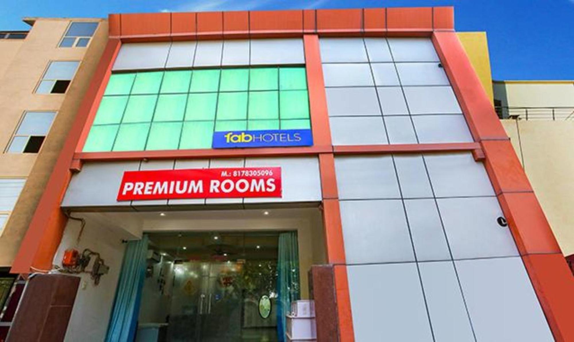Fabexpress Premium Near Yashobhoomi Hotel 3*