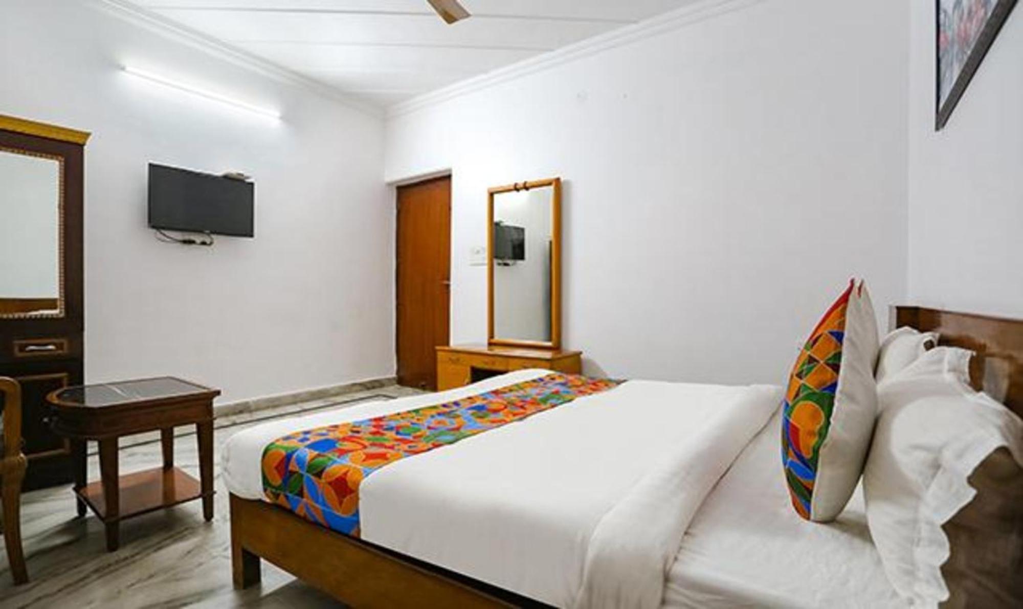 Fabexpress Premium Near Yashobhoomi Hotel Delhi (National Capital Territory of India)