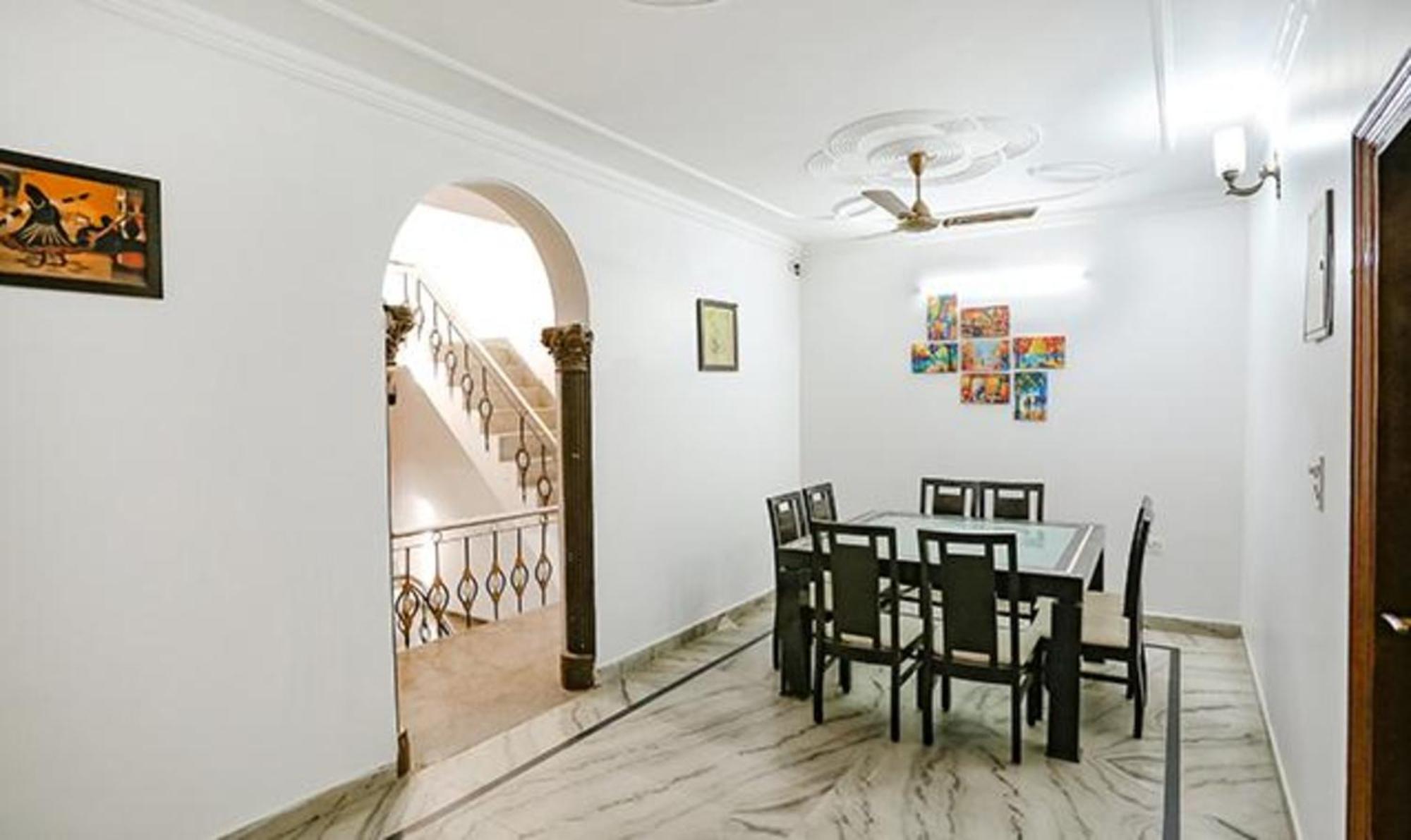 Fabexpress Premium Near Yashobhoomi Hotel Delhi (National Capital Territory of India)