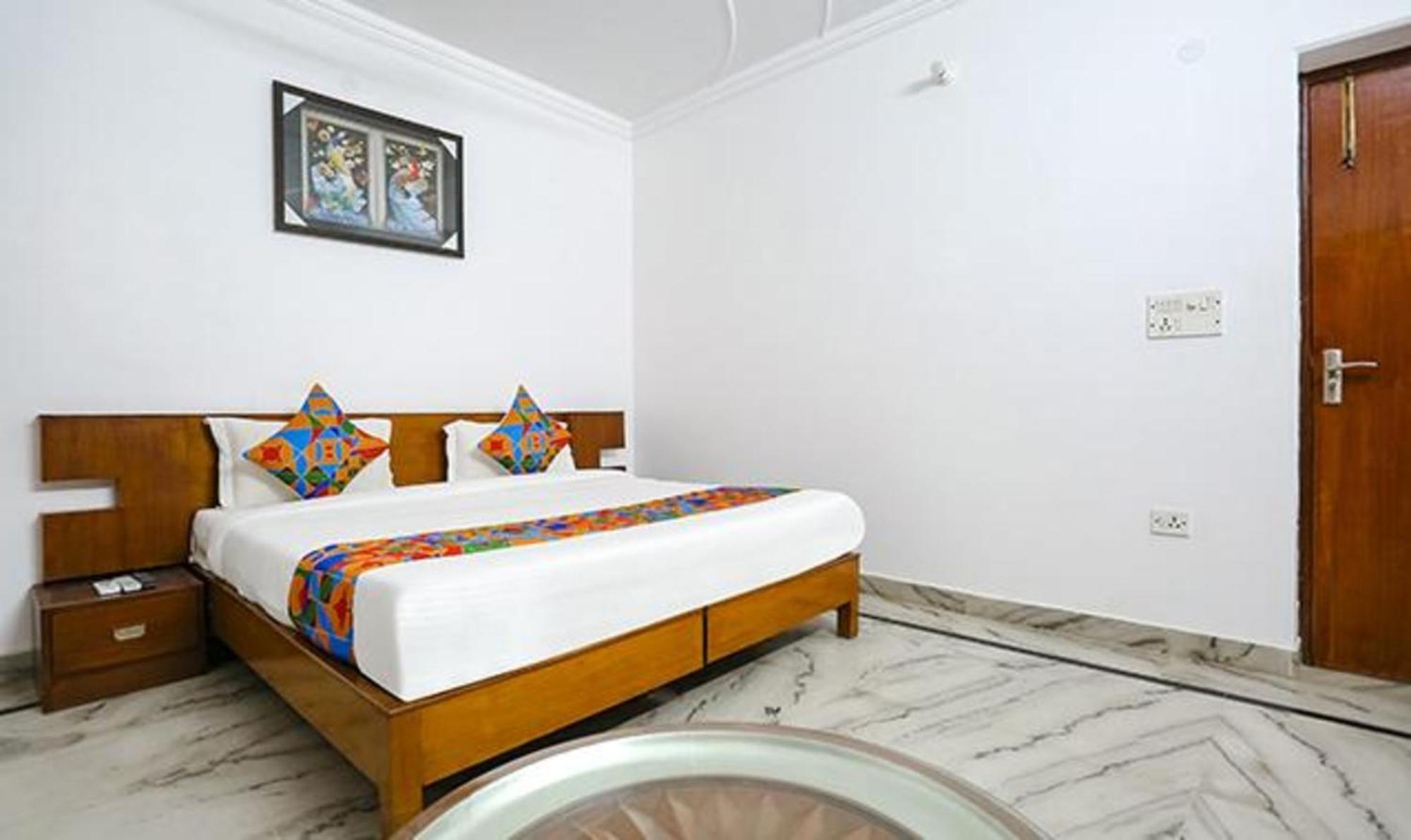 Fabexpress Premium Near Yashobhoomi Hotel 3*