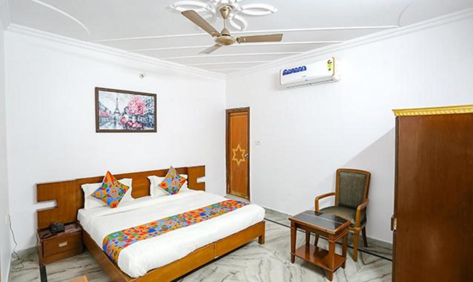 Fabexpress Premium Near Yashobhoomi Hotel Delhi (National Capital Territory of India)