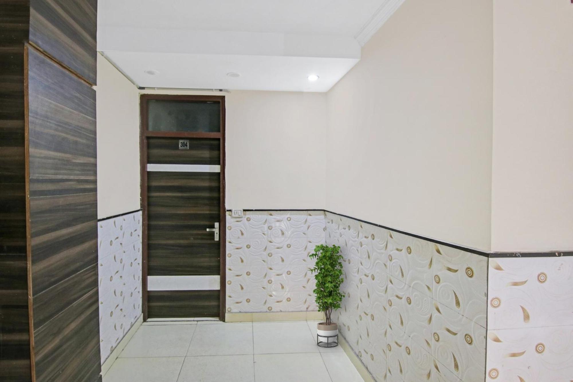 Hotel O Arjun Dx. 3*