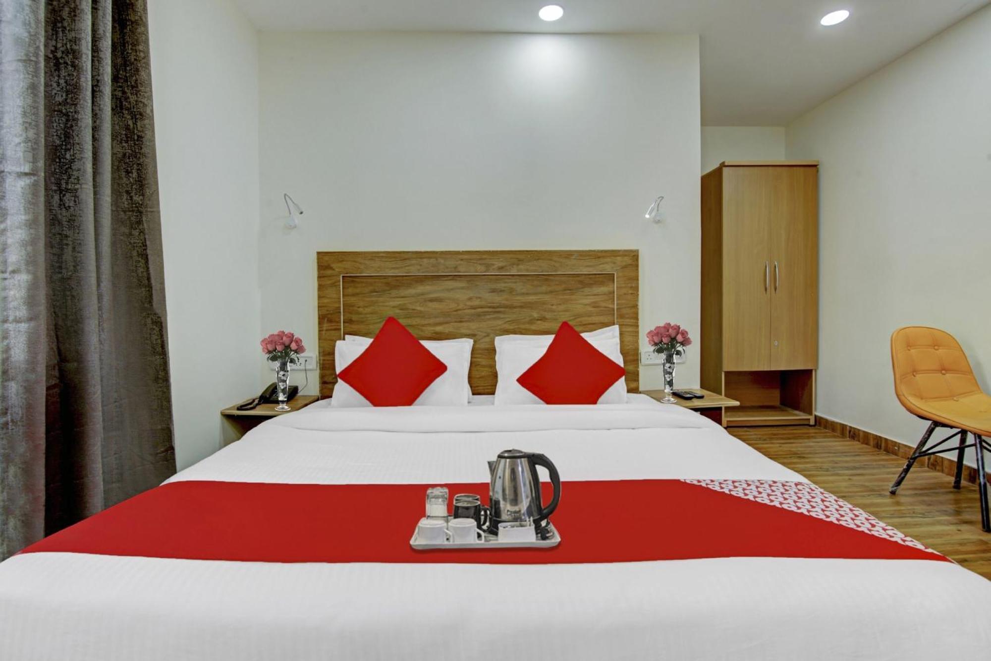 Hotel O Santosh Residency
