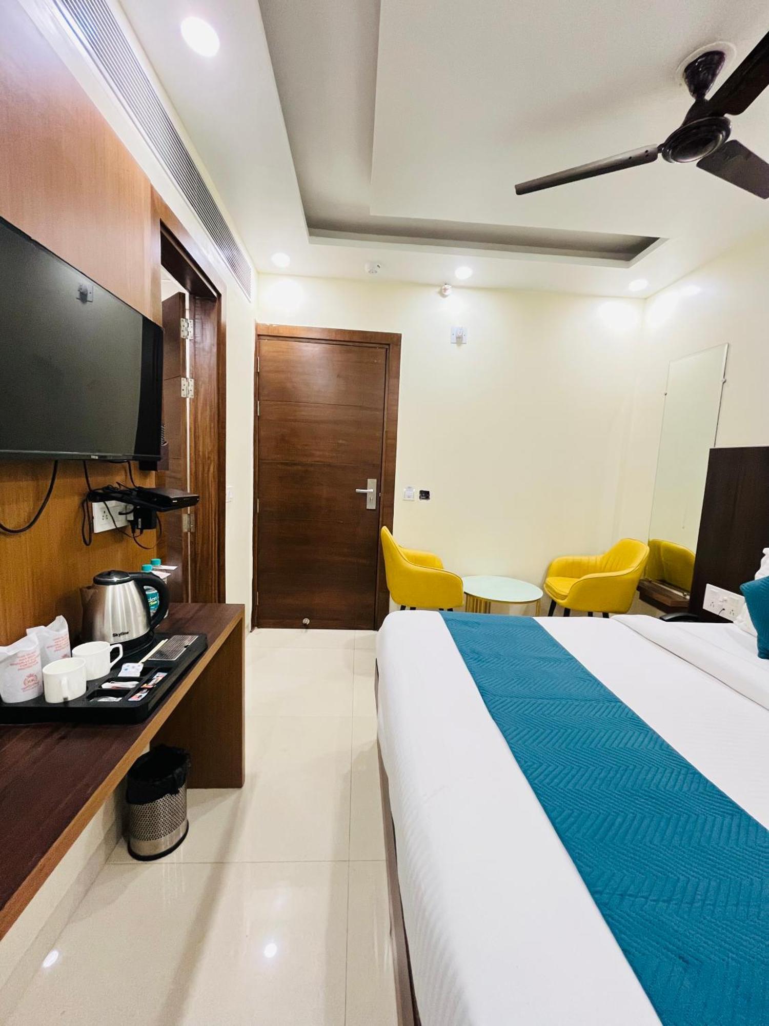 Royal Rosette With Free Wi-fi Near Railway Station Hotel Nova Deli