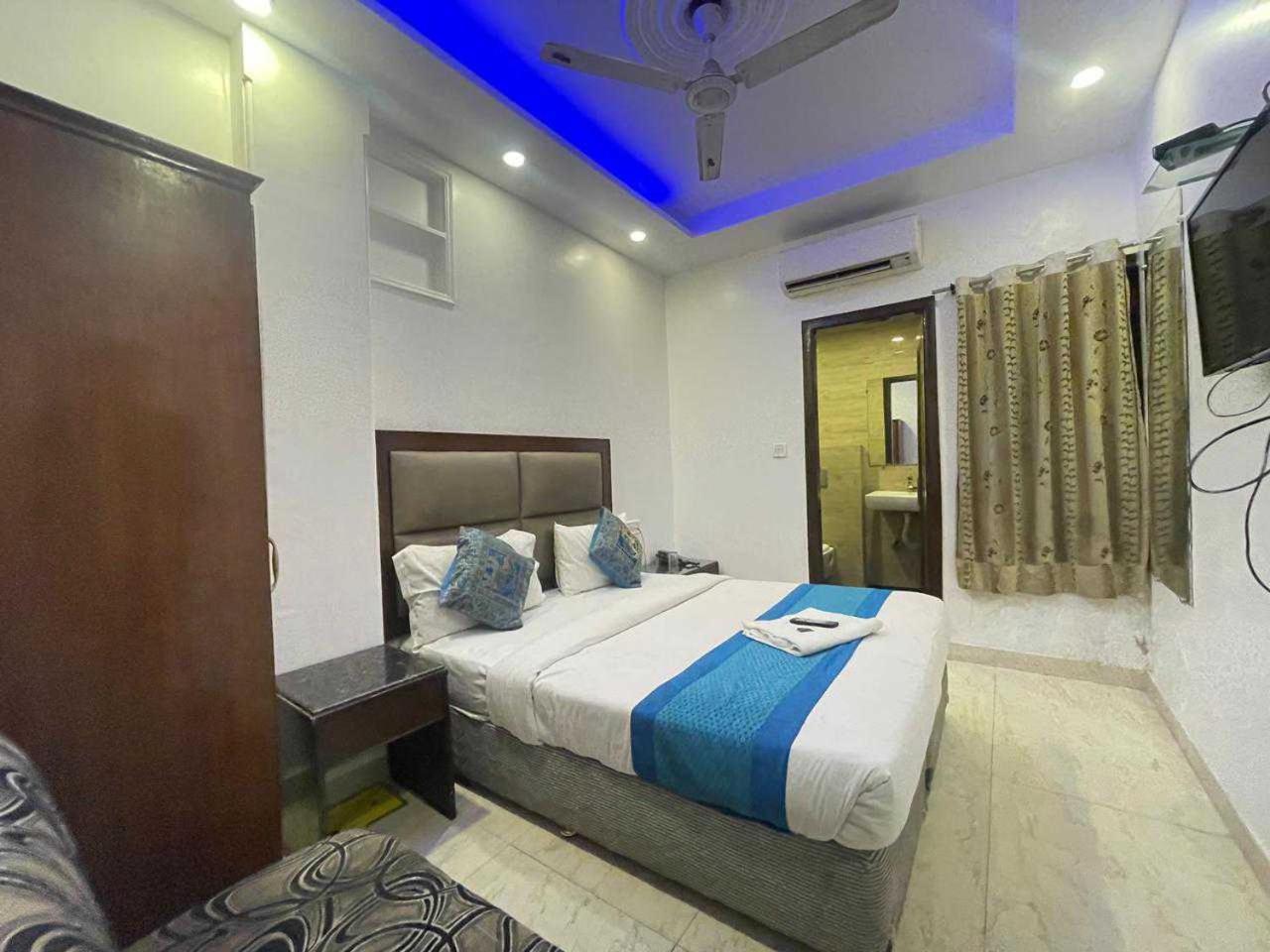 Oyo Flagship Delhi Empire Hotel New Delhi