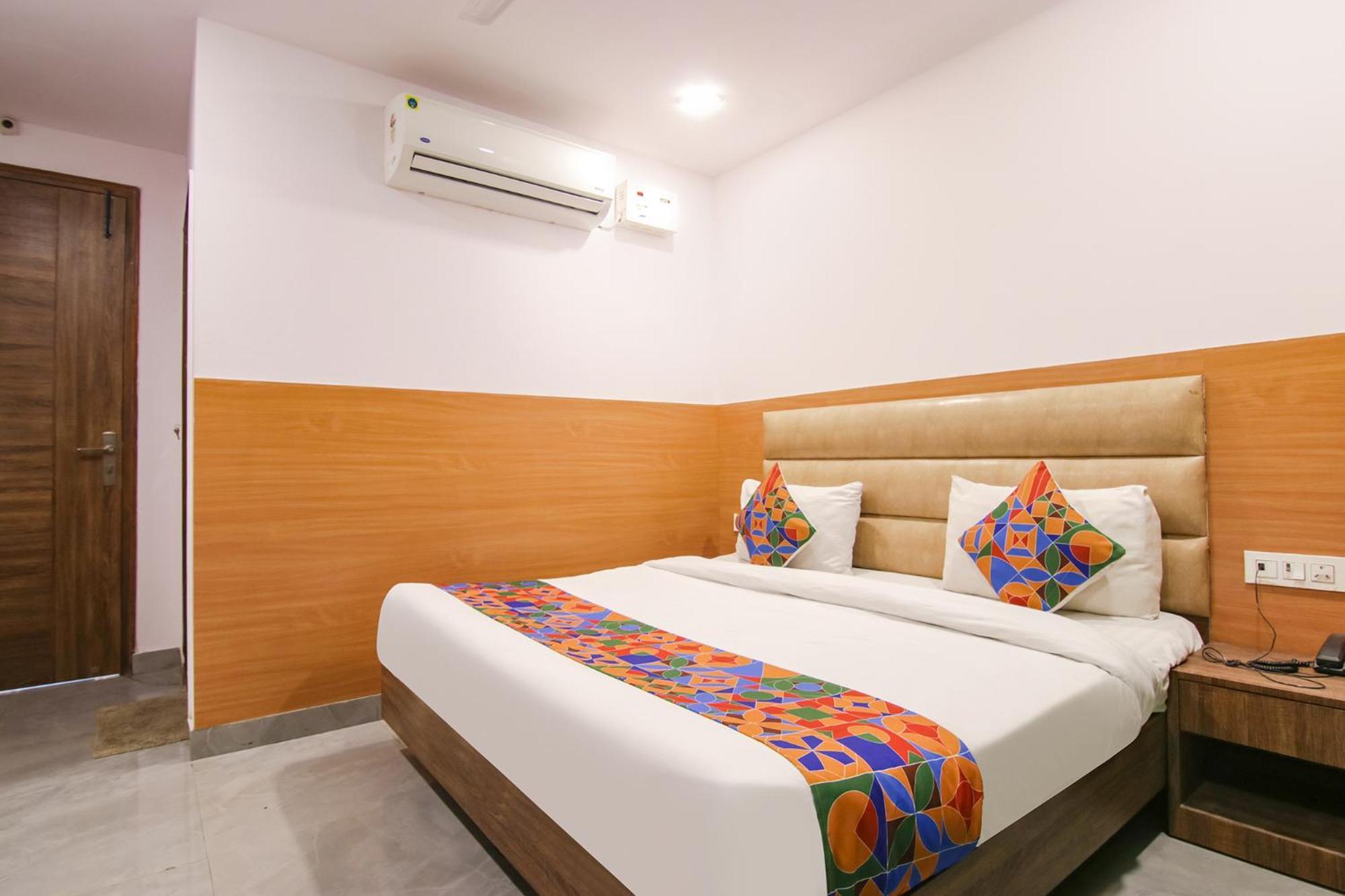 Hotel Fabhotel Ssensse New Delhi