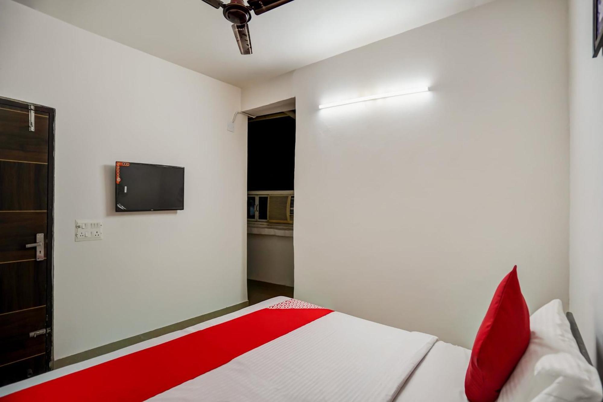Hotel Oyo Flagship 75287 Pubg Residency Nova Deli