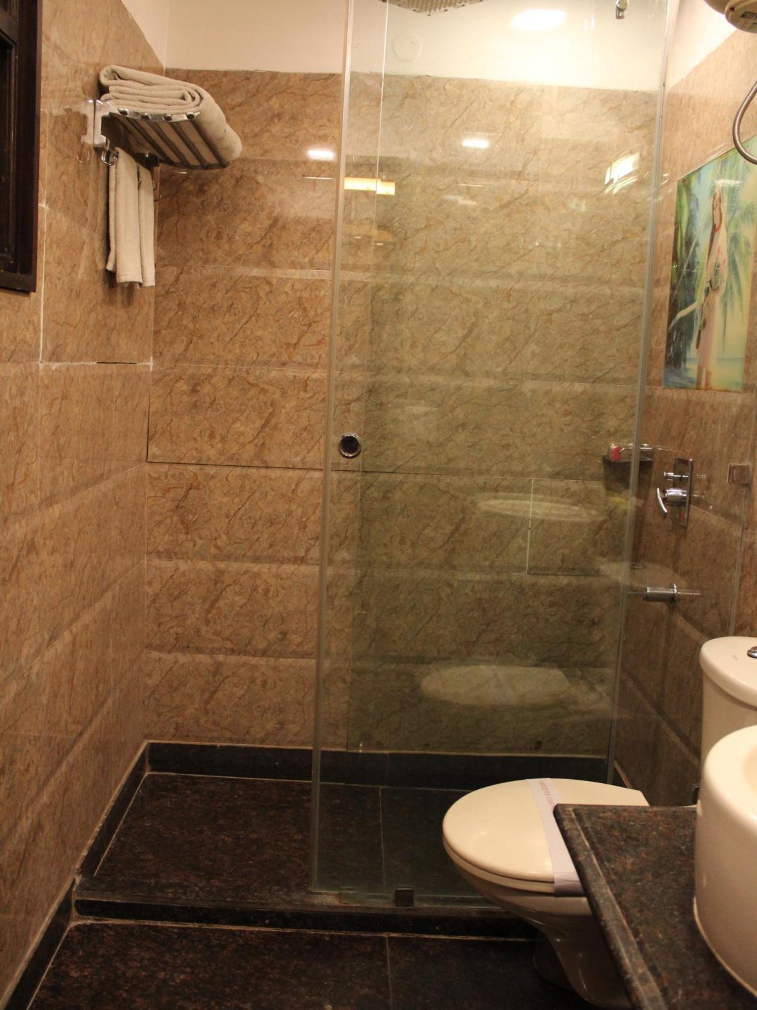 Hotel Karan Holidays 3*