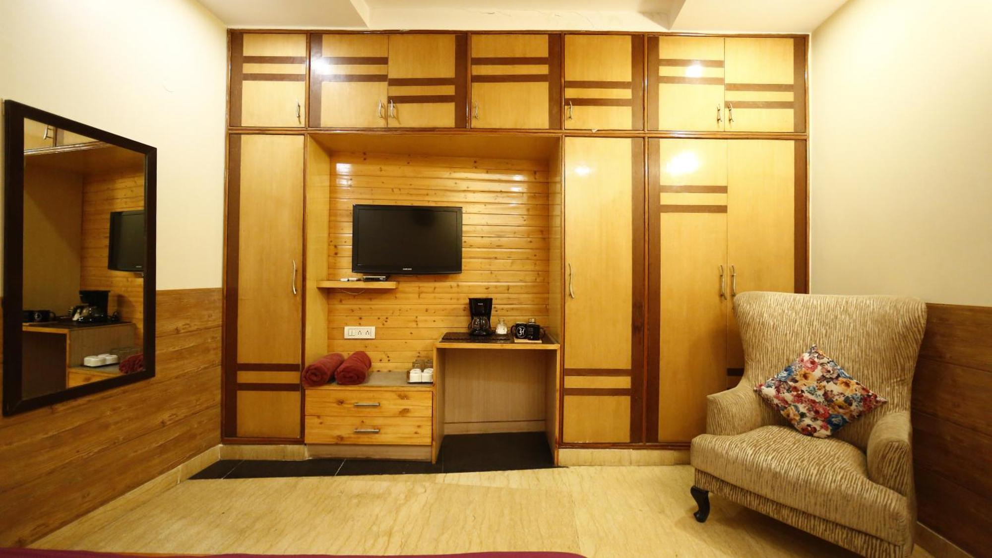 In Airb&b - Divine Service New Delhi