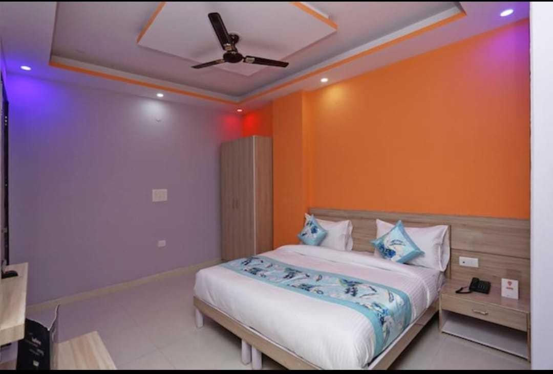 Oyo Rose Residency Prime Hotel 3*