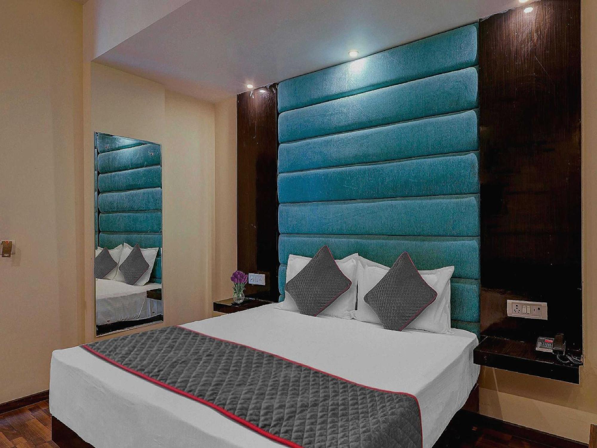 Townhouse Golden King 3* New Delhi
