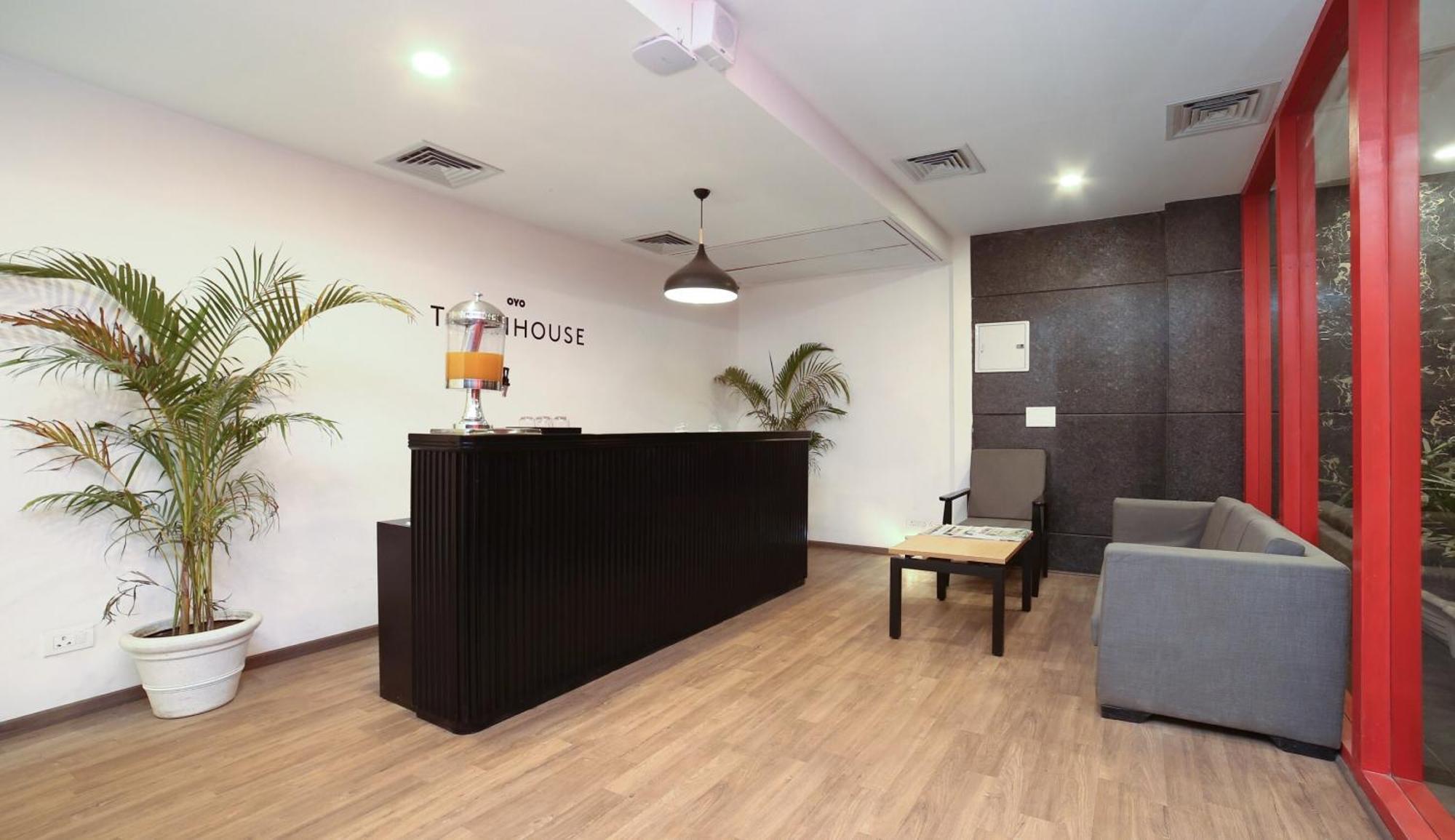 Townhouse Chattarpur Opp. Tivoli Garden Near Chhatarpur Metro Station