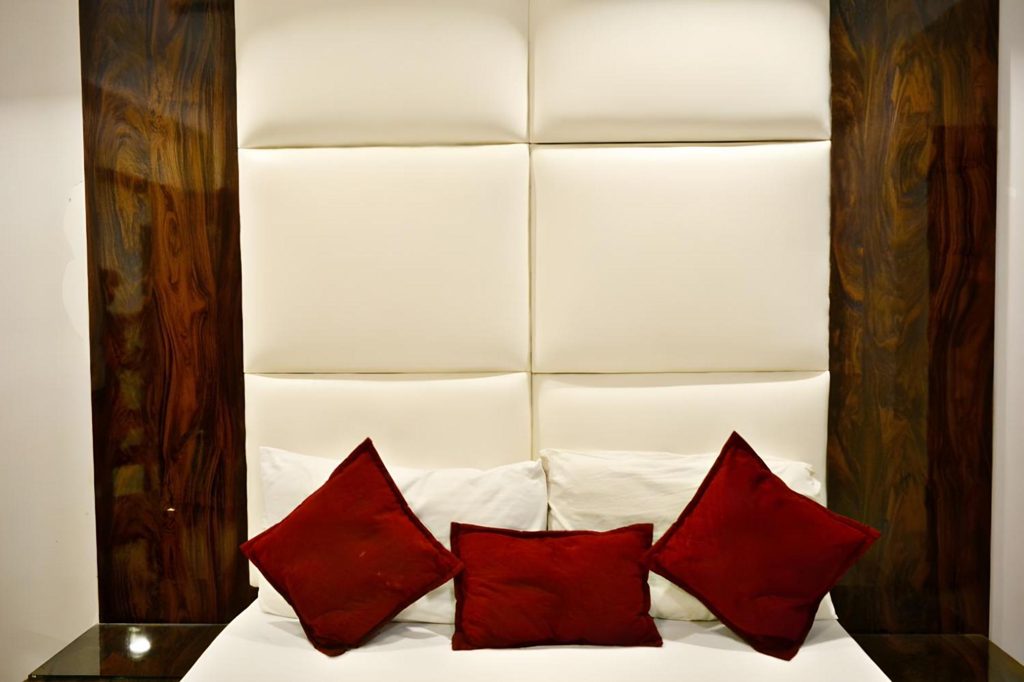 Hotel Sun International