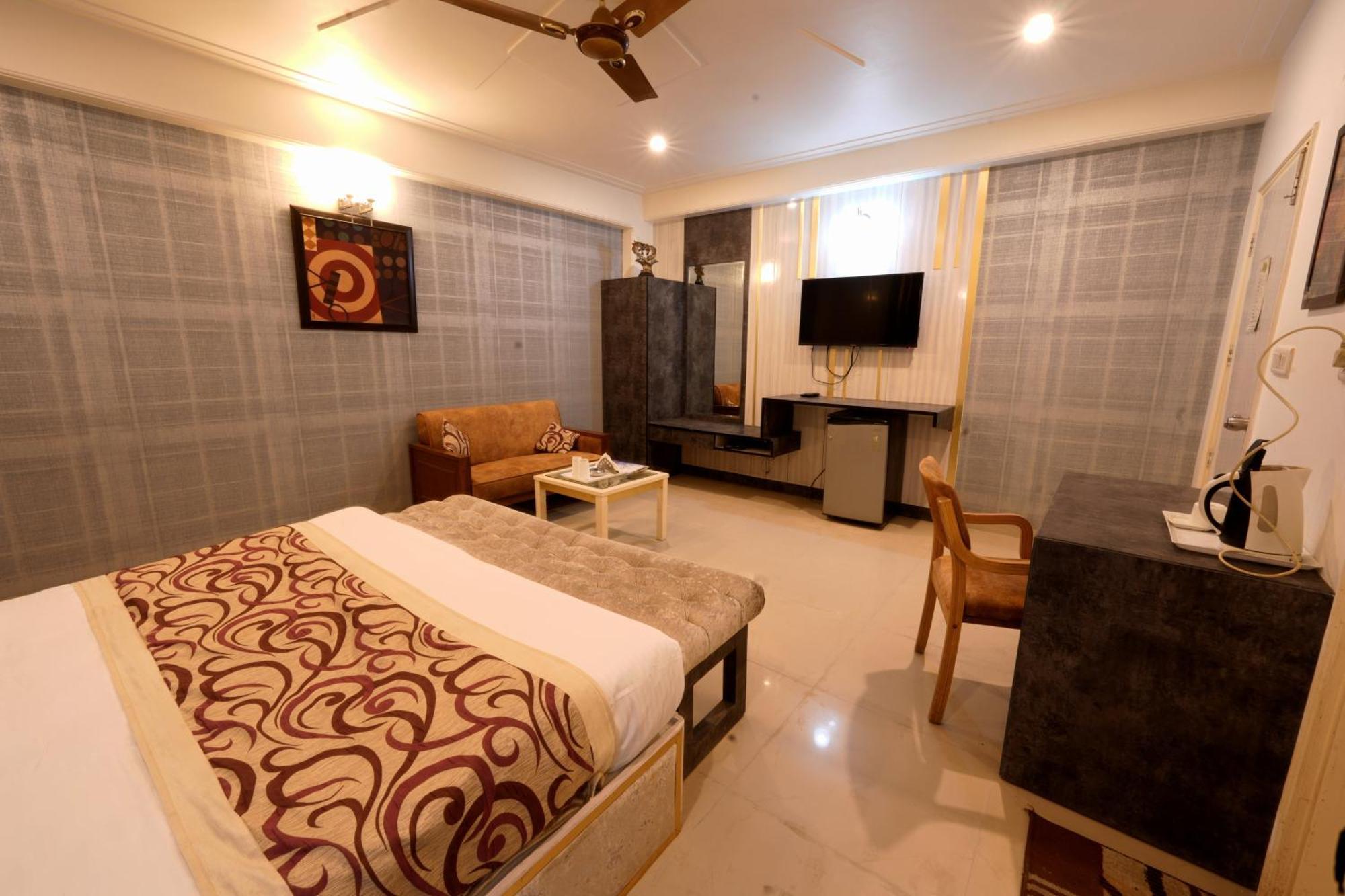 Opera New Hotel 4*