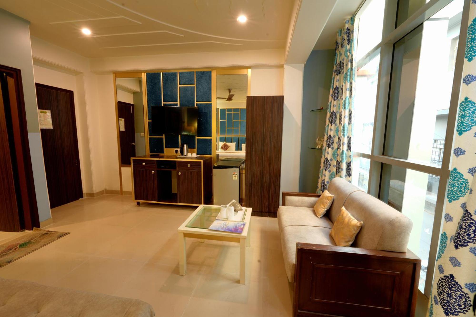 Opera New 4* Delhi (National Capital Territory of India)