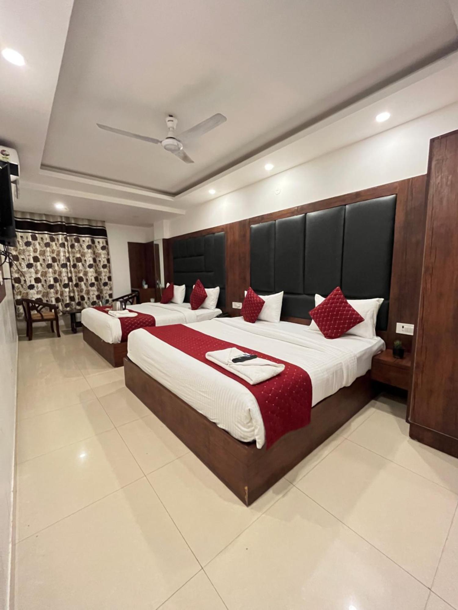 Airport Qualia Suites
