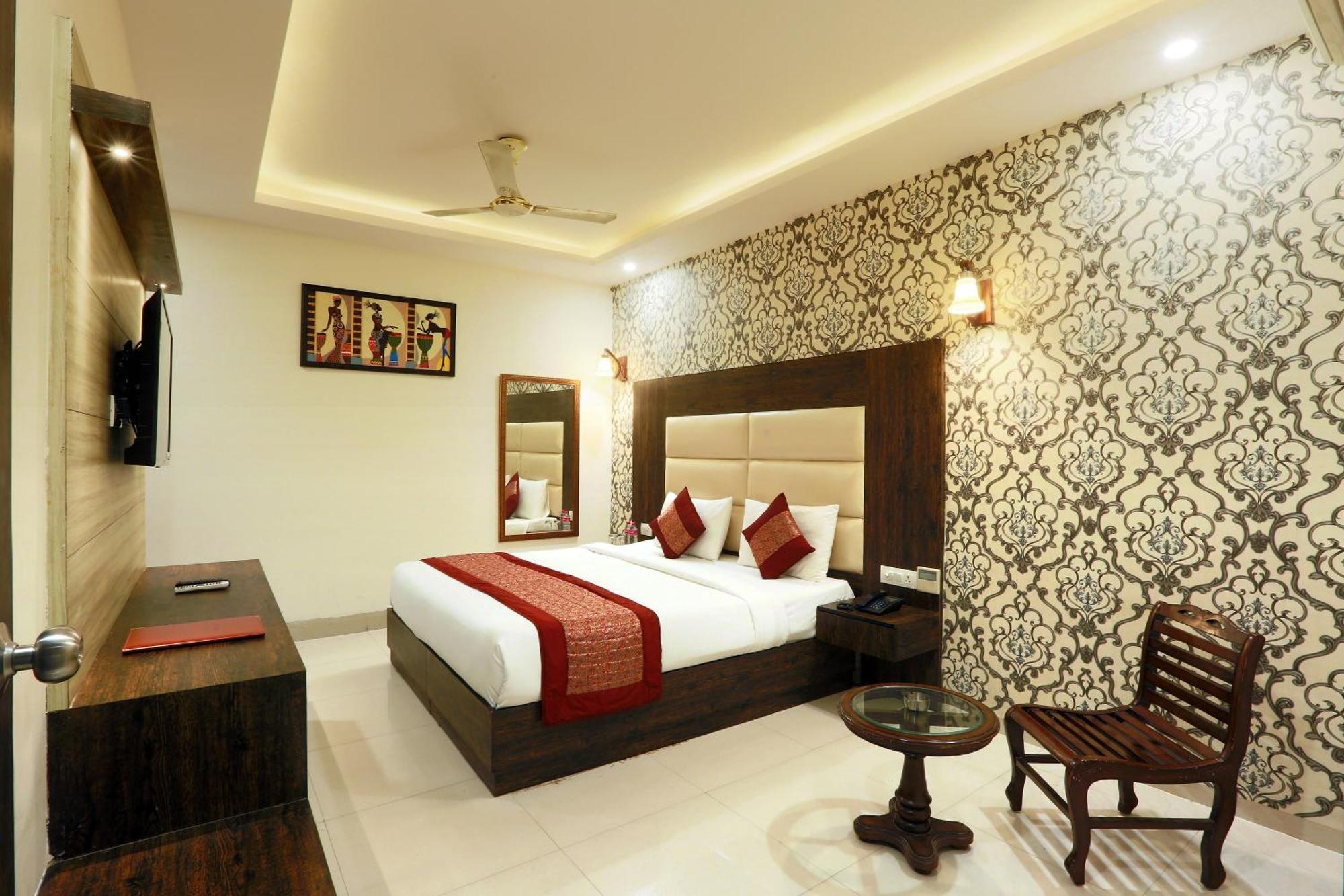 Travel Deluxe At Delhi Airport Bed & Breakfast New Delhi