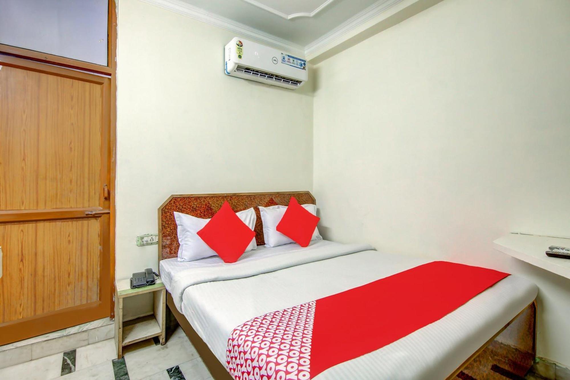 Neha Hotel